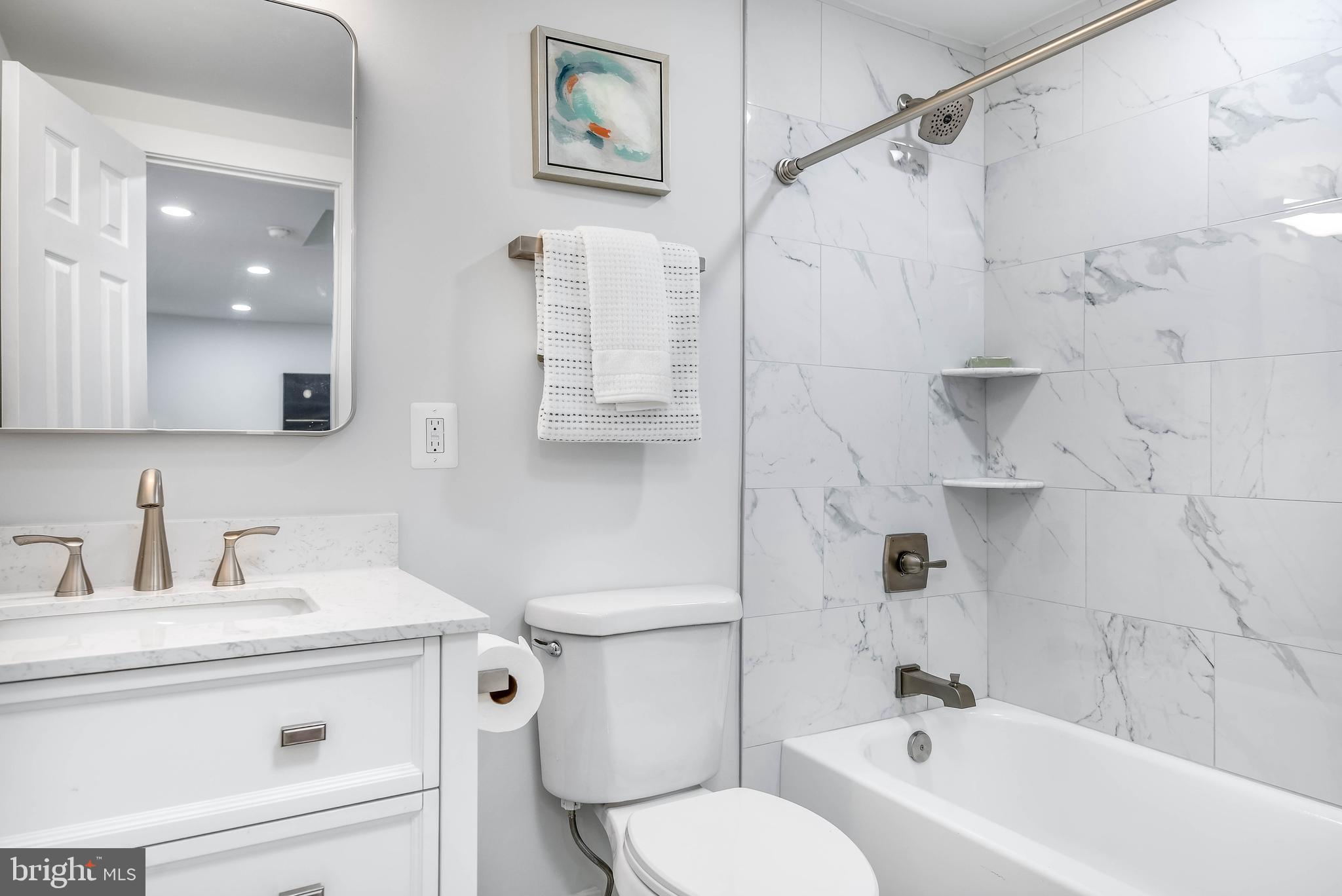 CARDINAL GLEN - Residential