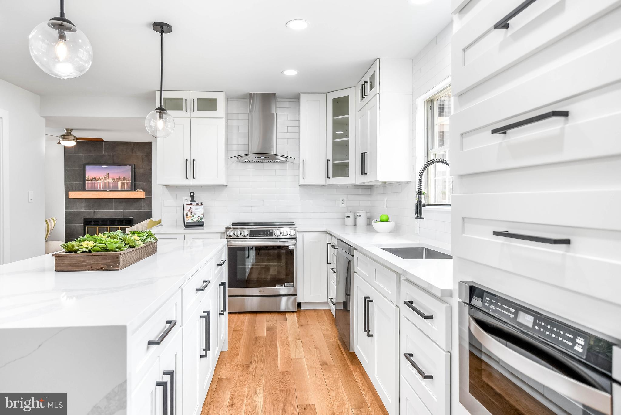 CARDINAL GLEN - Residential