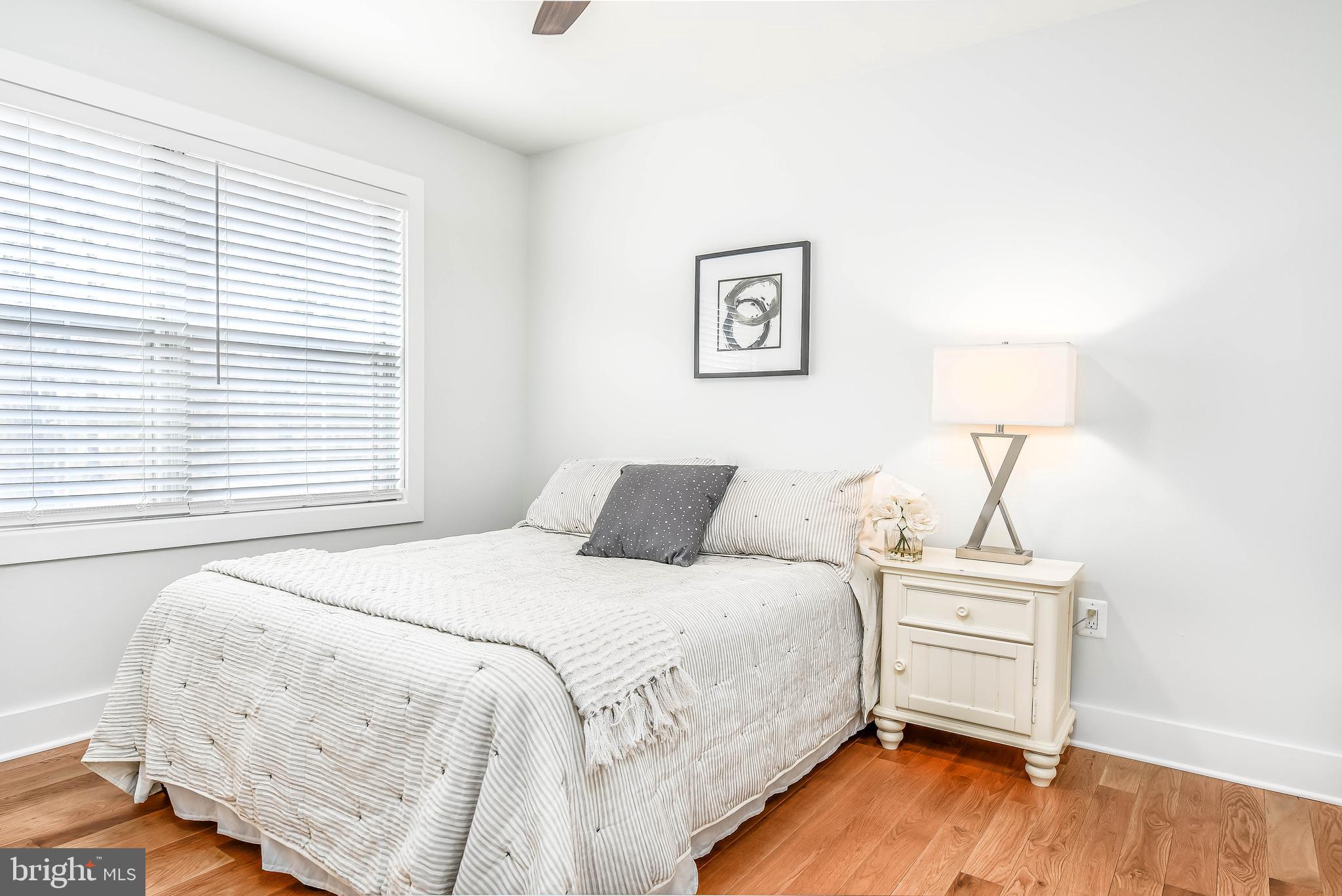 CARDINAL GLEN - Residential