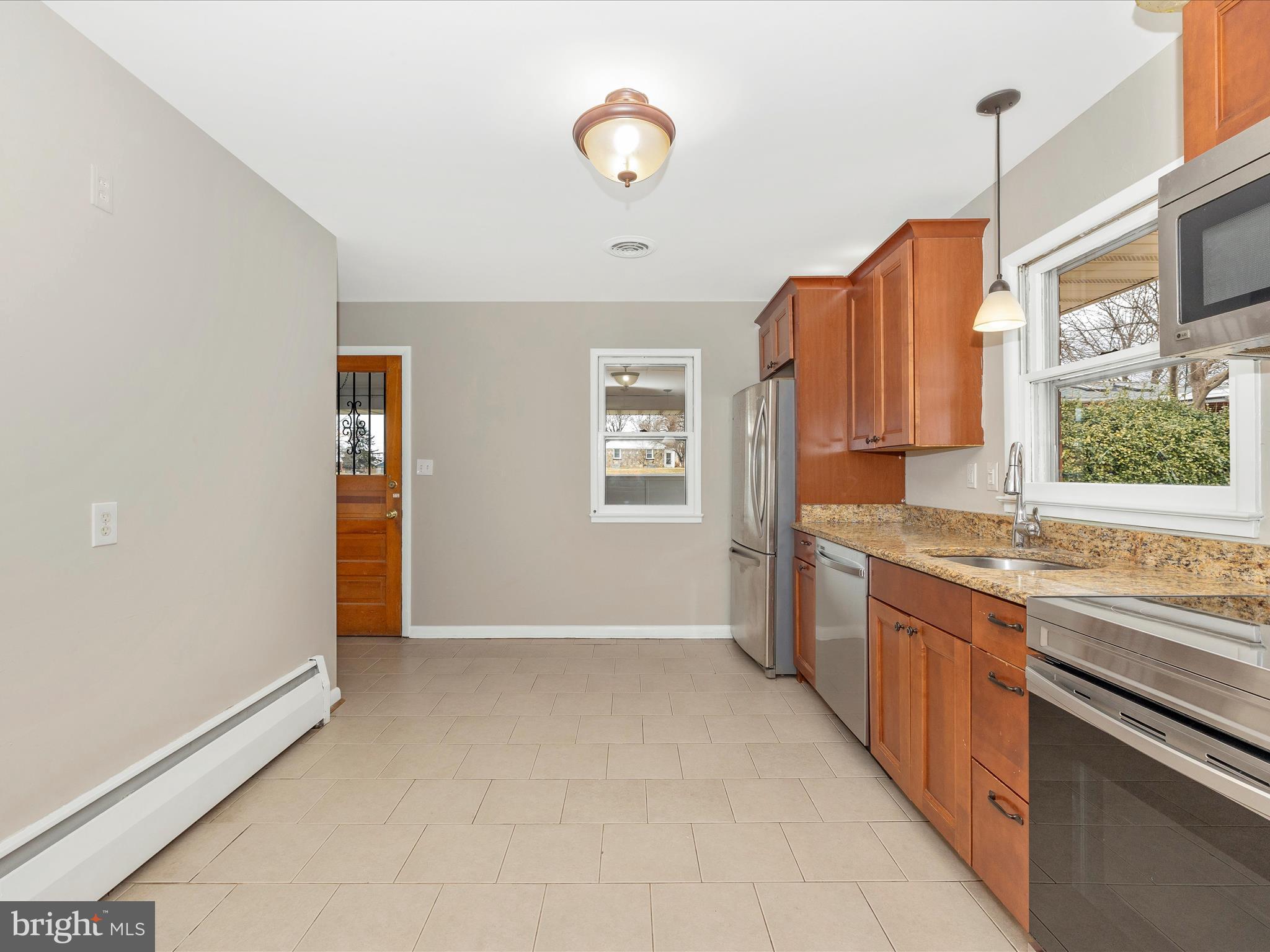 TULIP HILL - Residential