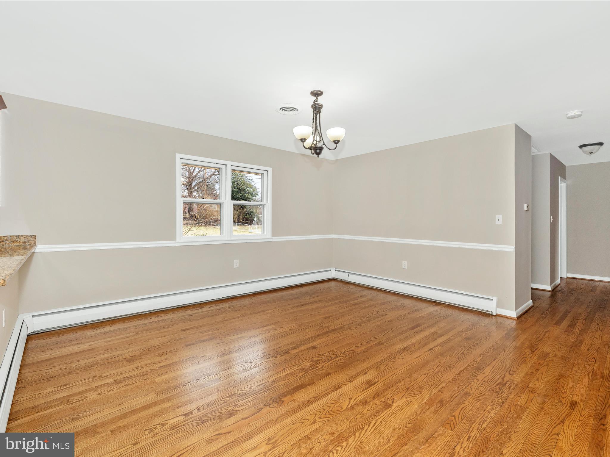 TULIP HILL - Residential