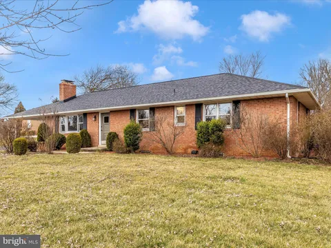 6105 Dover Street, Frederick, MD MLS: MDFR2060310
