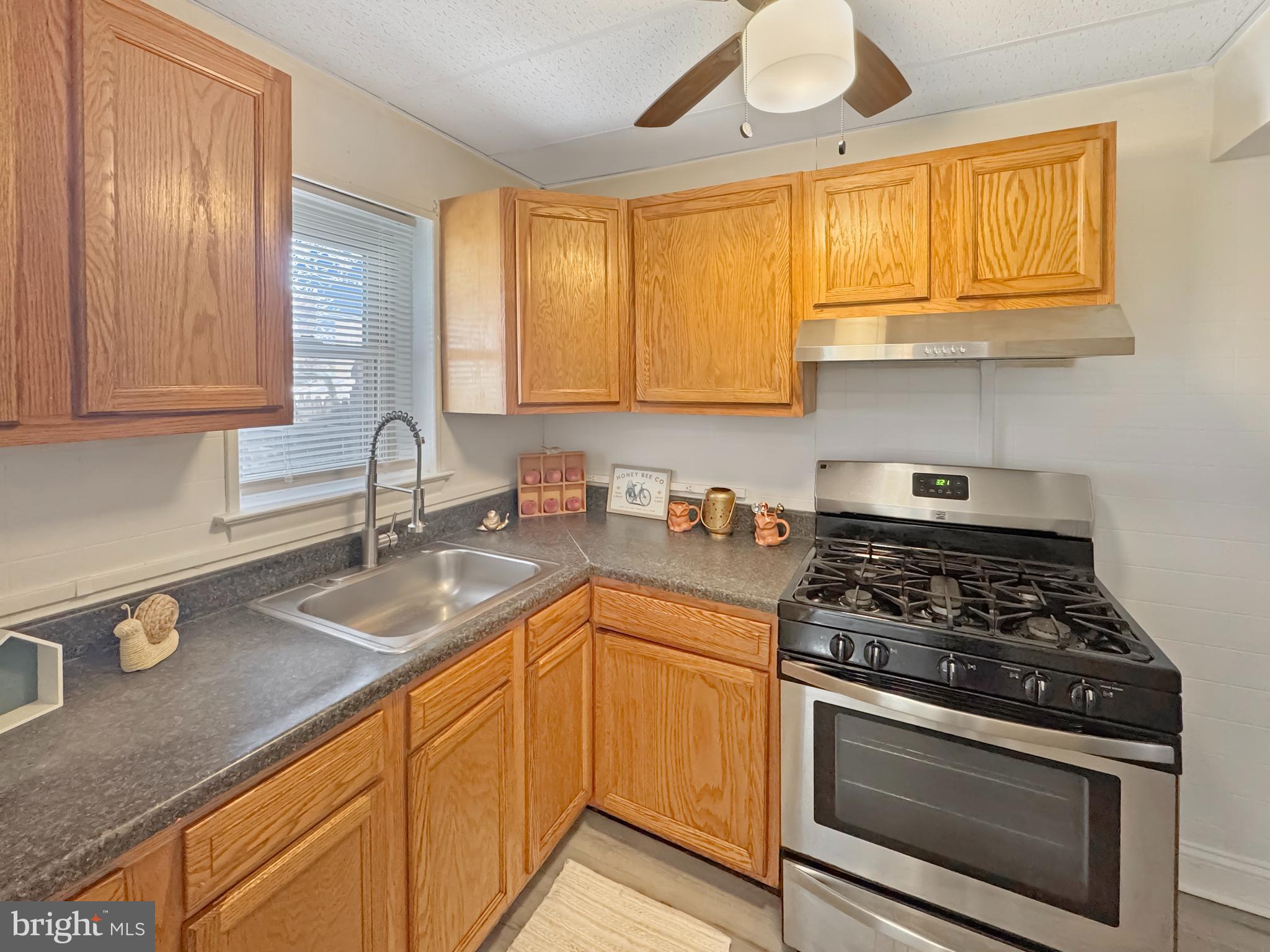 ARUNDEL VILLAGE - Residential