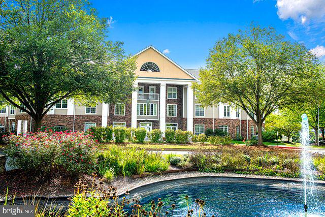 ENGLISH COUNTRY MANOR - Residential