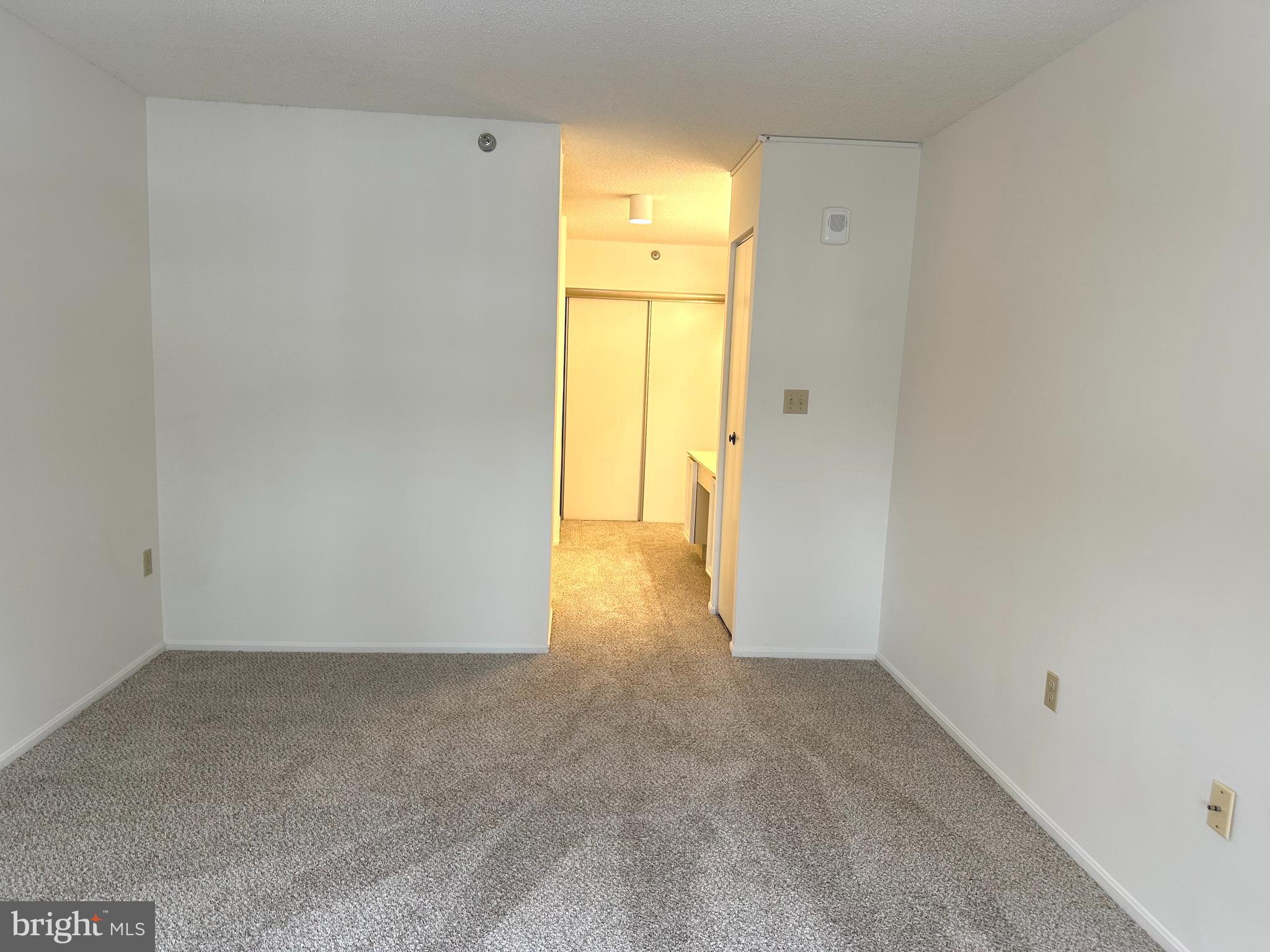 LEISURE WORLD - Residential