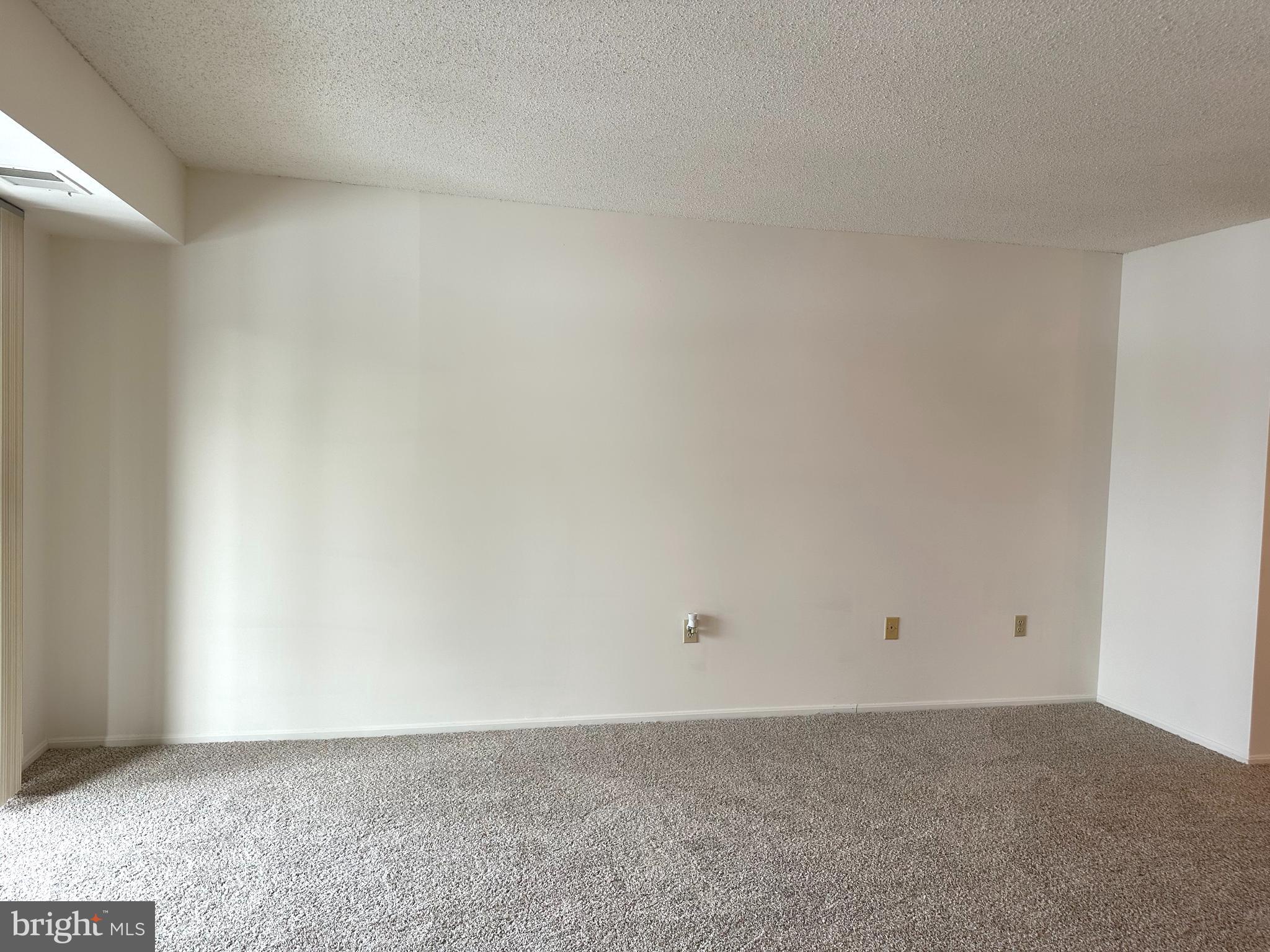 LEISURE WORLD - Residential