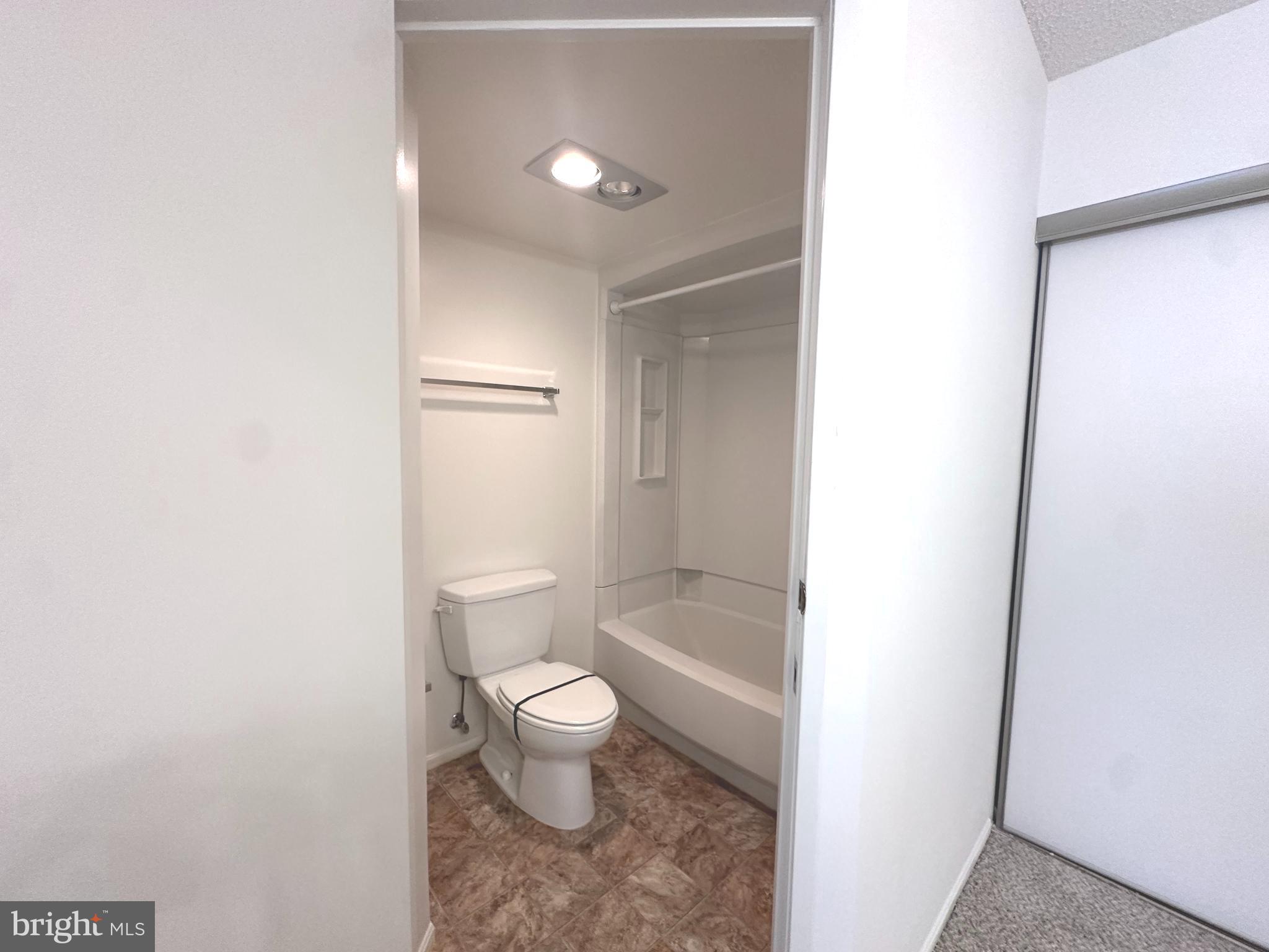 LEISURE WORLD - Residential