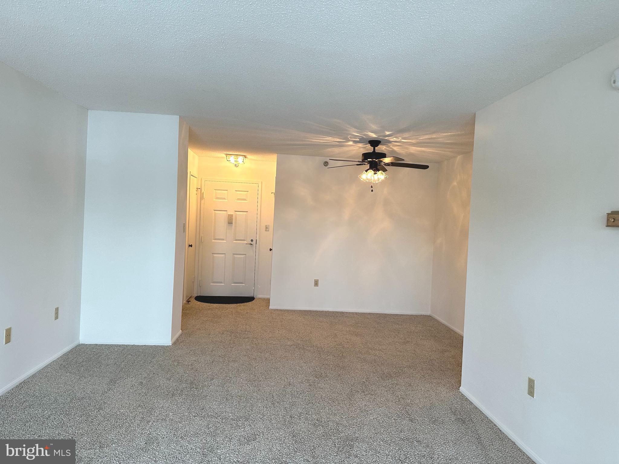 LEISURE WORLD - Residential