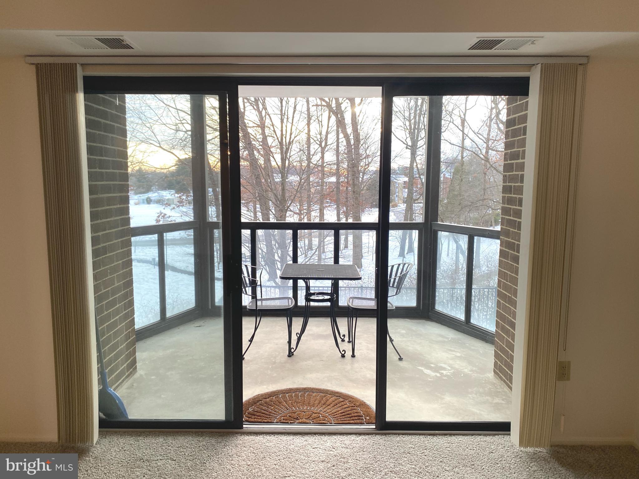 LEISURE WORLD - Residential