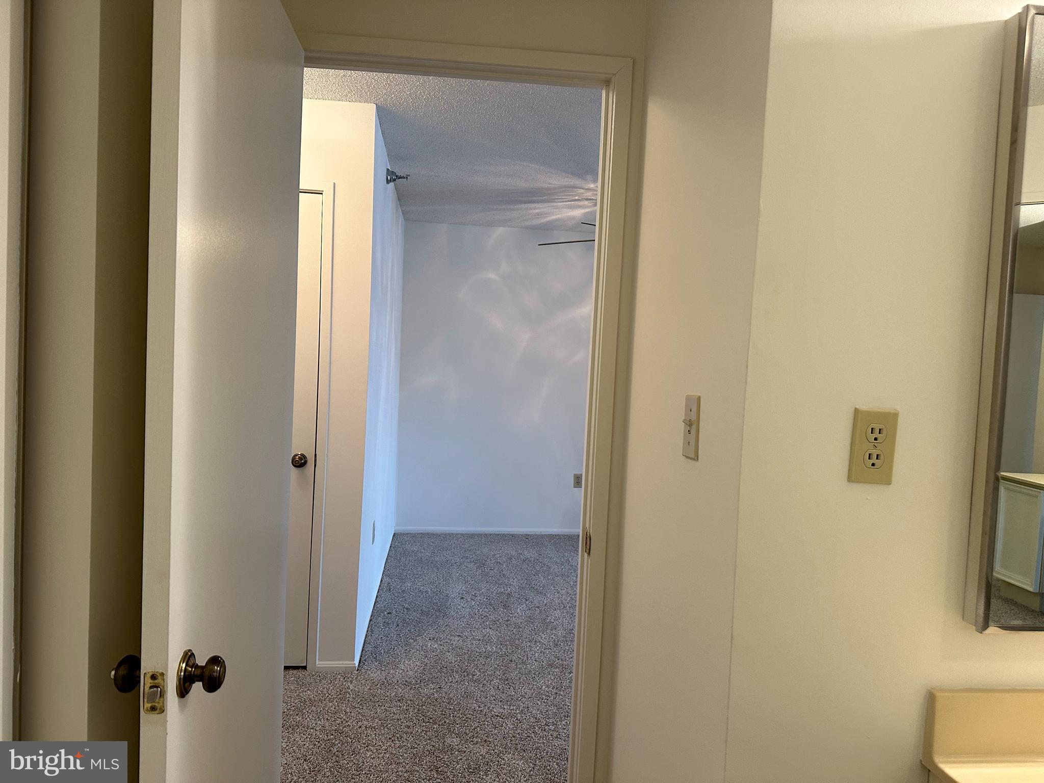 LEISURE WORLD - Residential