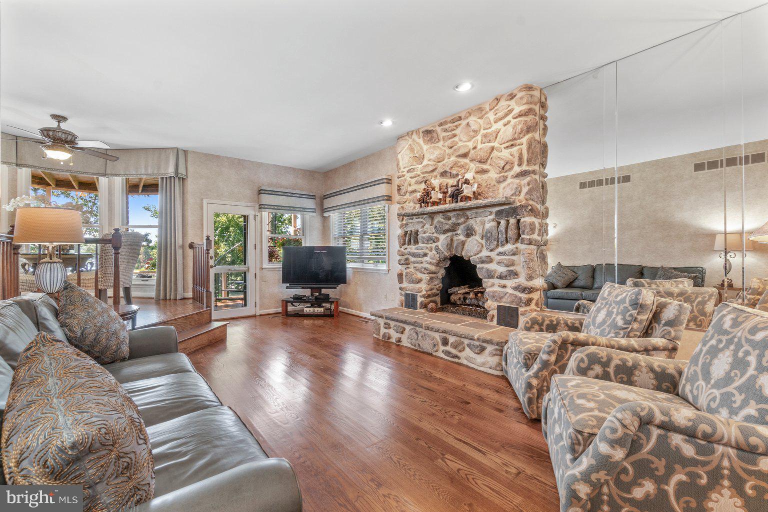 SOUTH RIVER LANDING - Residential