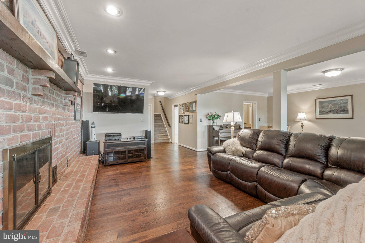 SOUTH RIVER LANDING - Residential