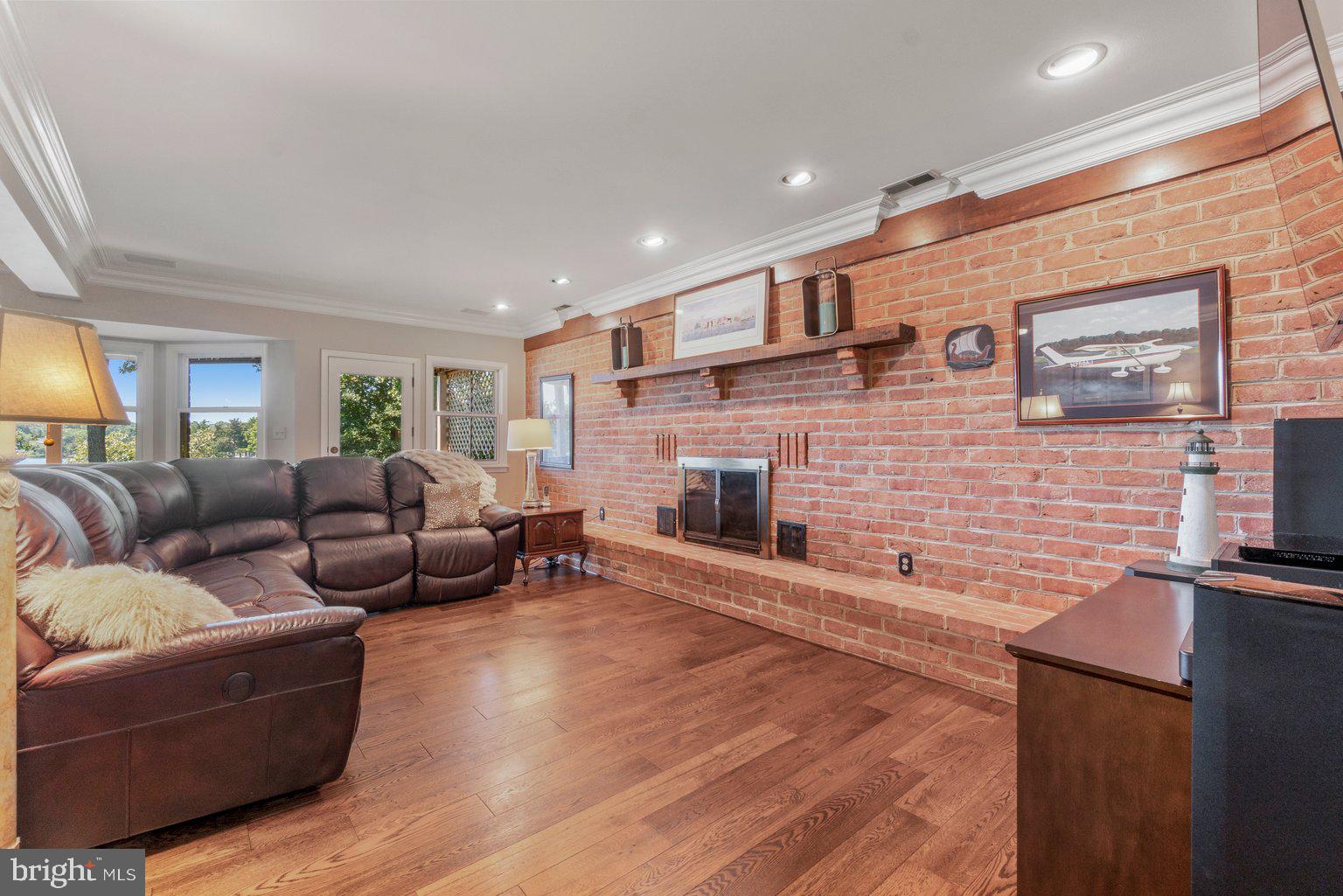 SOUTH RIVER LANDING - Residential