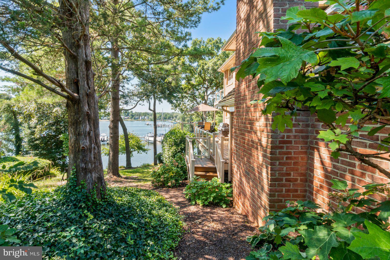 SOUTH RIVER LANDING - Residential