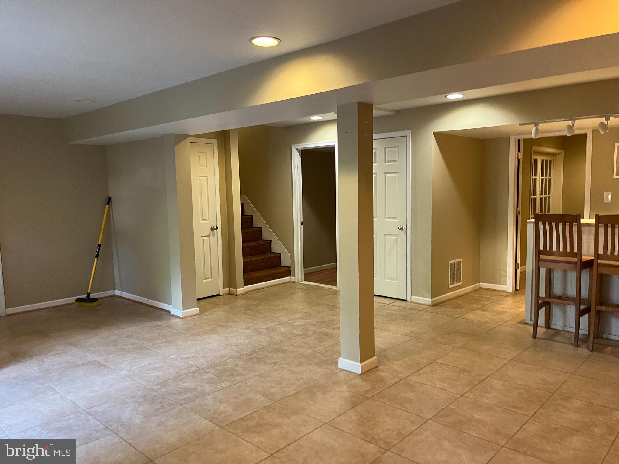 BOLIVAR CORP - Residential