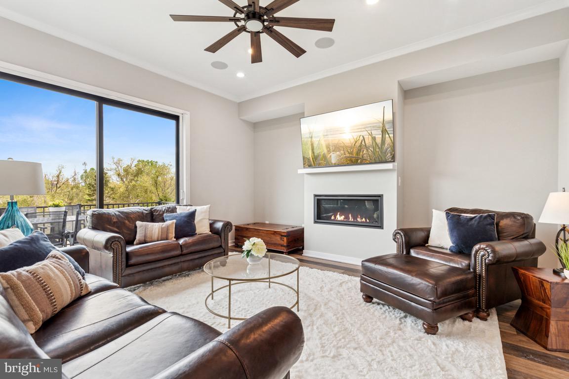 14379 BECKETT GLEN CIRCLE