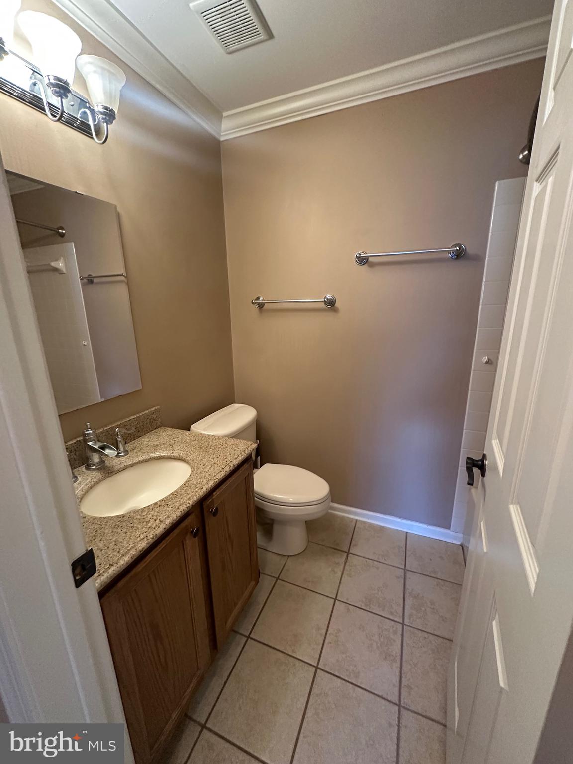 CAROUSEL POINTE - Residential Lease