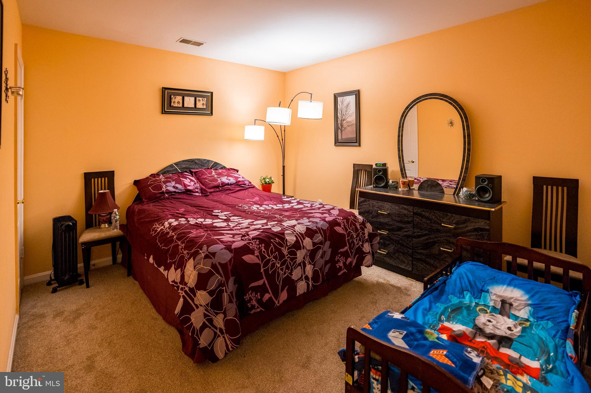 SUBURBIA/VILLAGE OF TIMBER GROVE - Residential