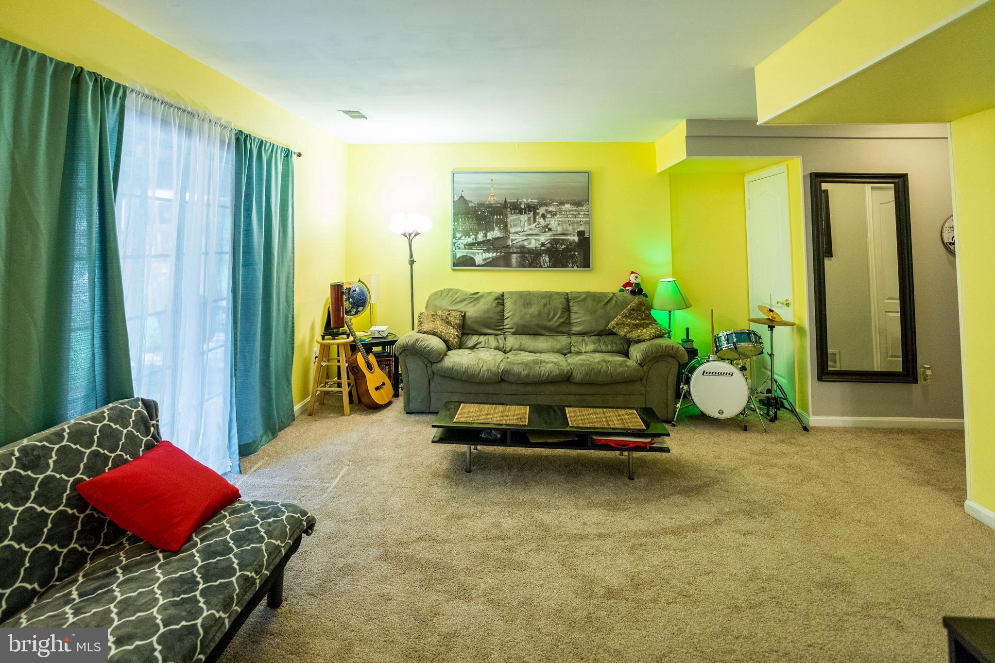 SUBURBIA/VILLAGE OF TIMBER GROVE - Residential