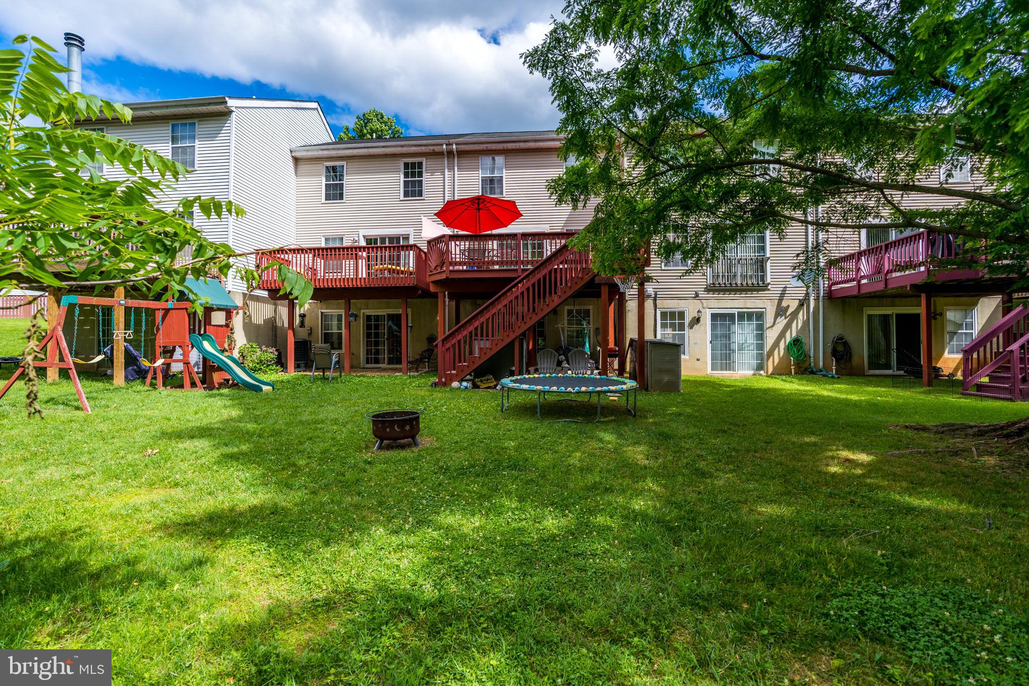 SUBURBIA/VILLAGE OF TIMBER GROVE - Residential