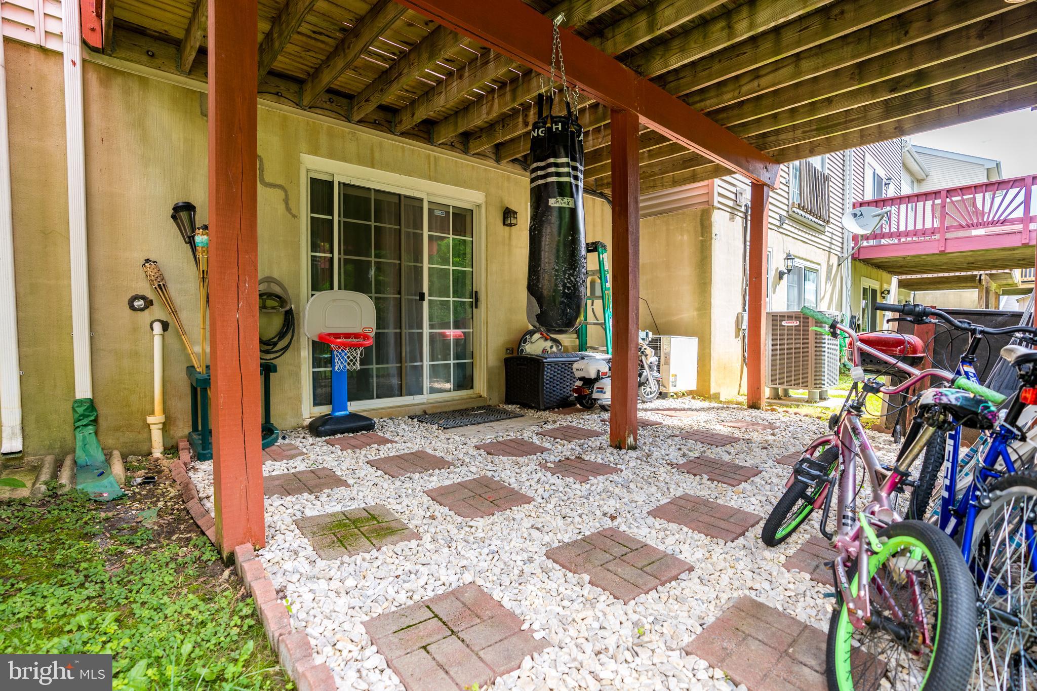 SUBURBIA/VILLAGE OF TIMBER GROVE - Residential