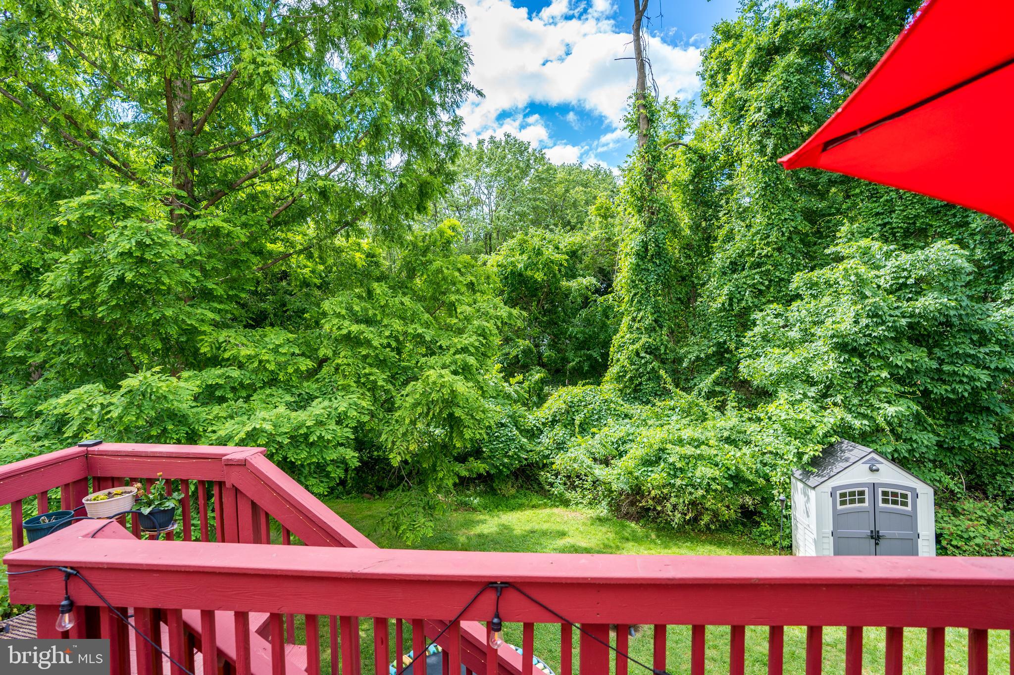 SUBURBIA/VILLAGE OF TIMBER GROVE - Residential