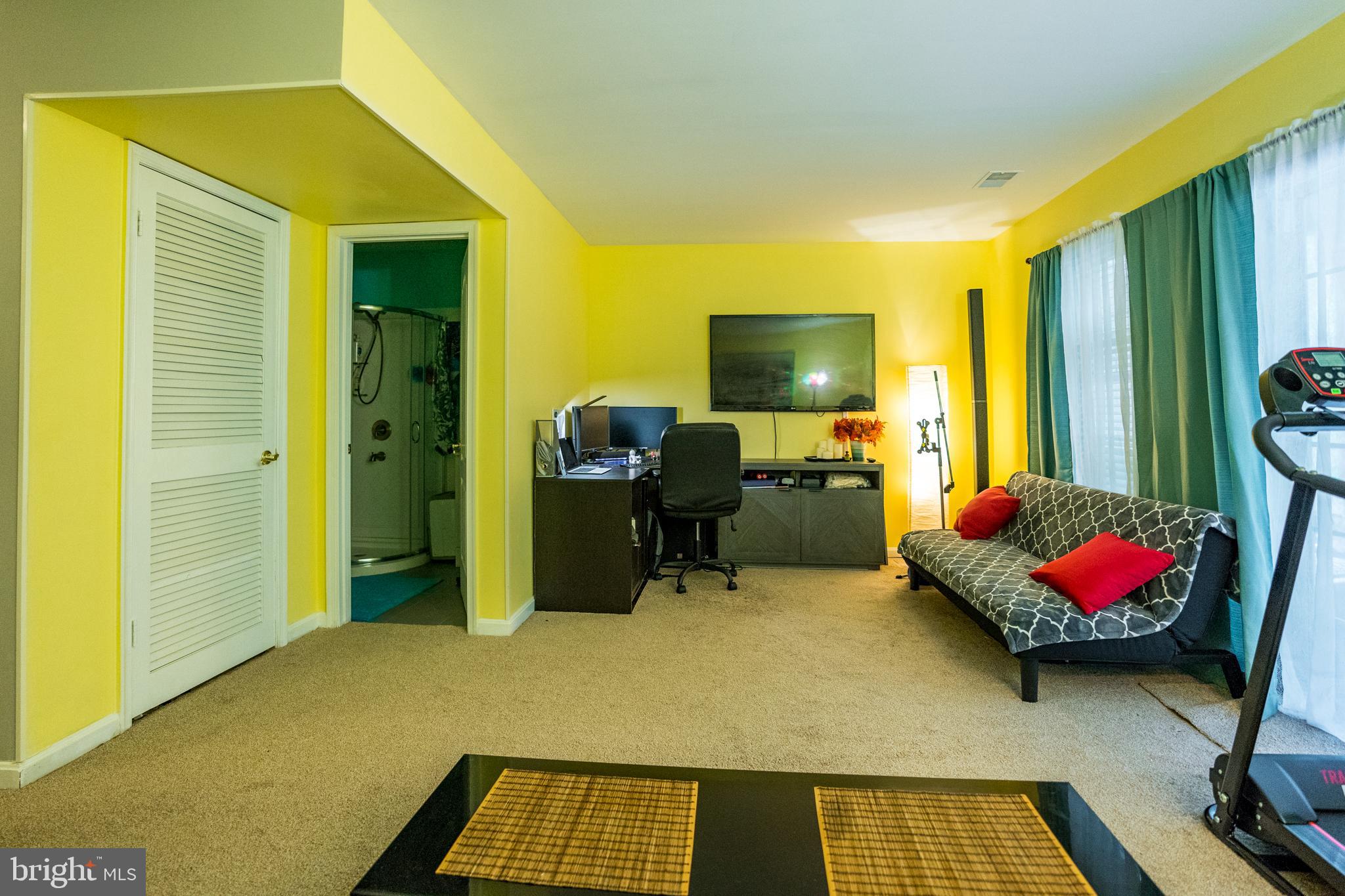 SUBURBIA/VILLAGE OF TIMBER GROVE - Residential