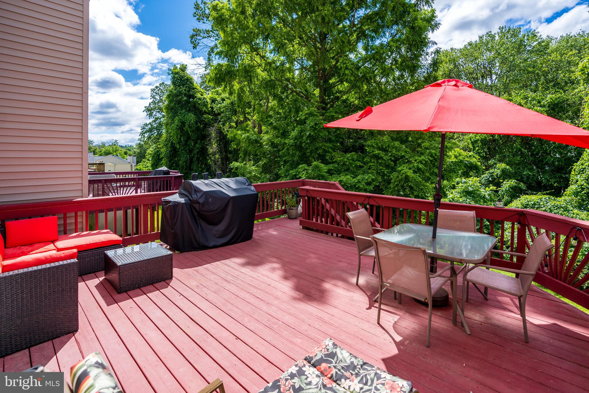 SUBURBIA/VILLAGE OF TIMBER GROVE - Residential