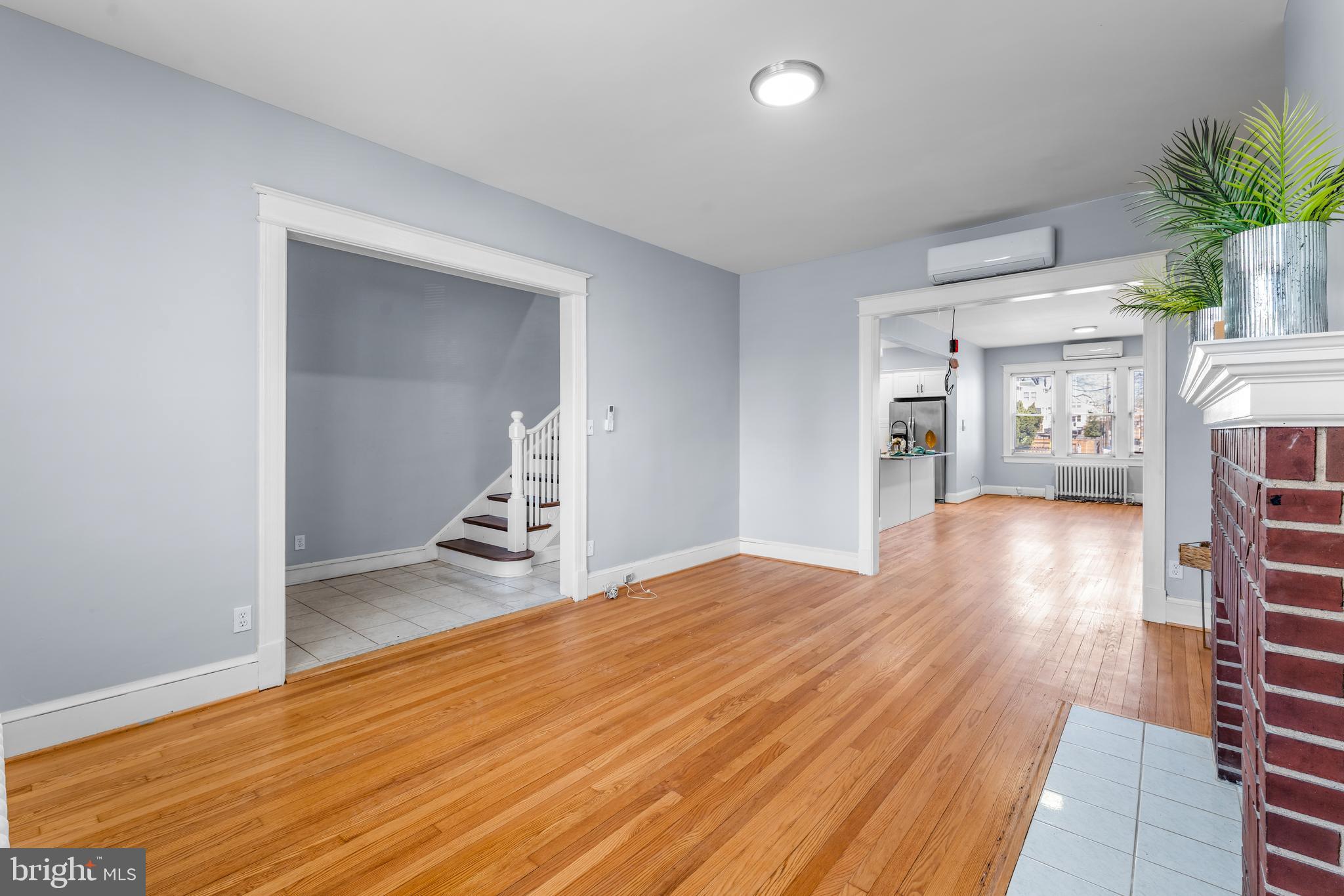 325 MADISON STREET NW