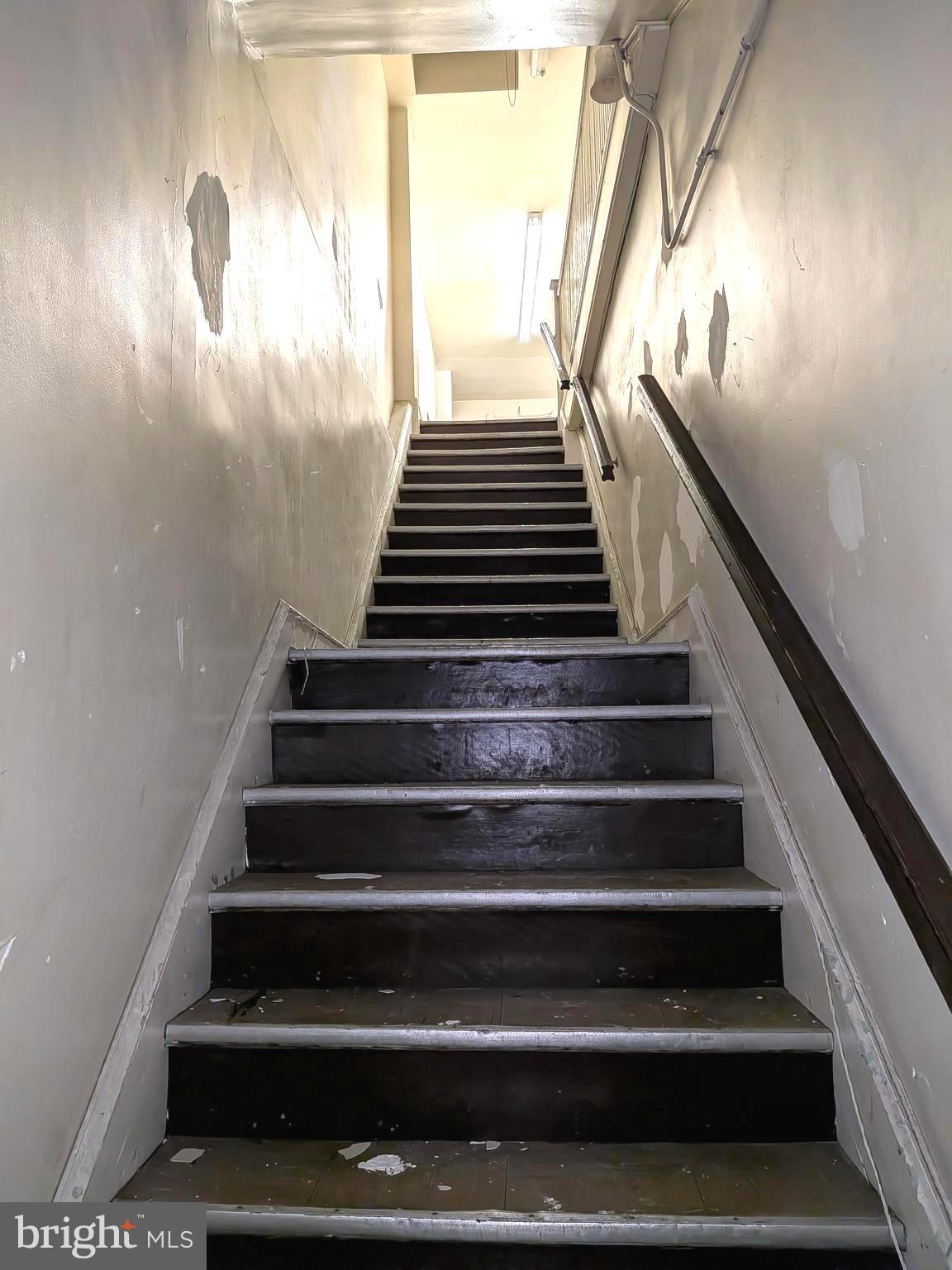 WEST OAK LANE - Commercial Sale