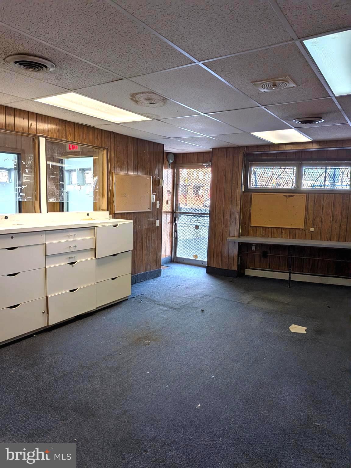 WEST OAK LANE - Commercial Sale