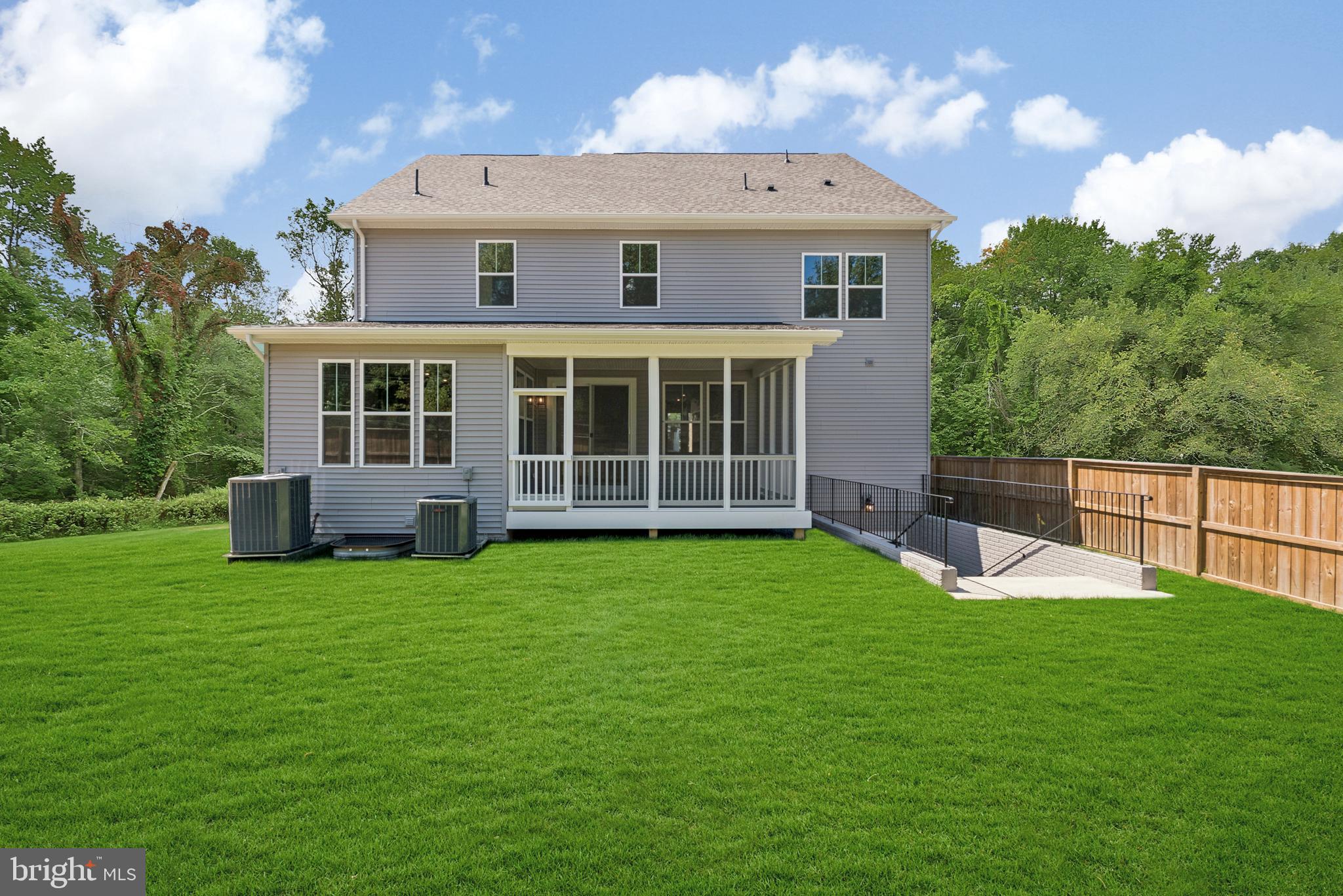 SUNSTONE PRESERVE - Residential