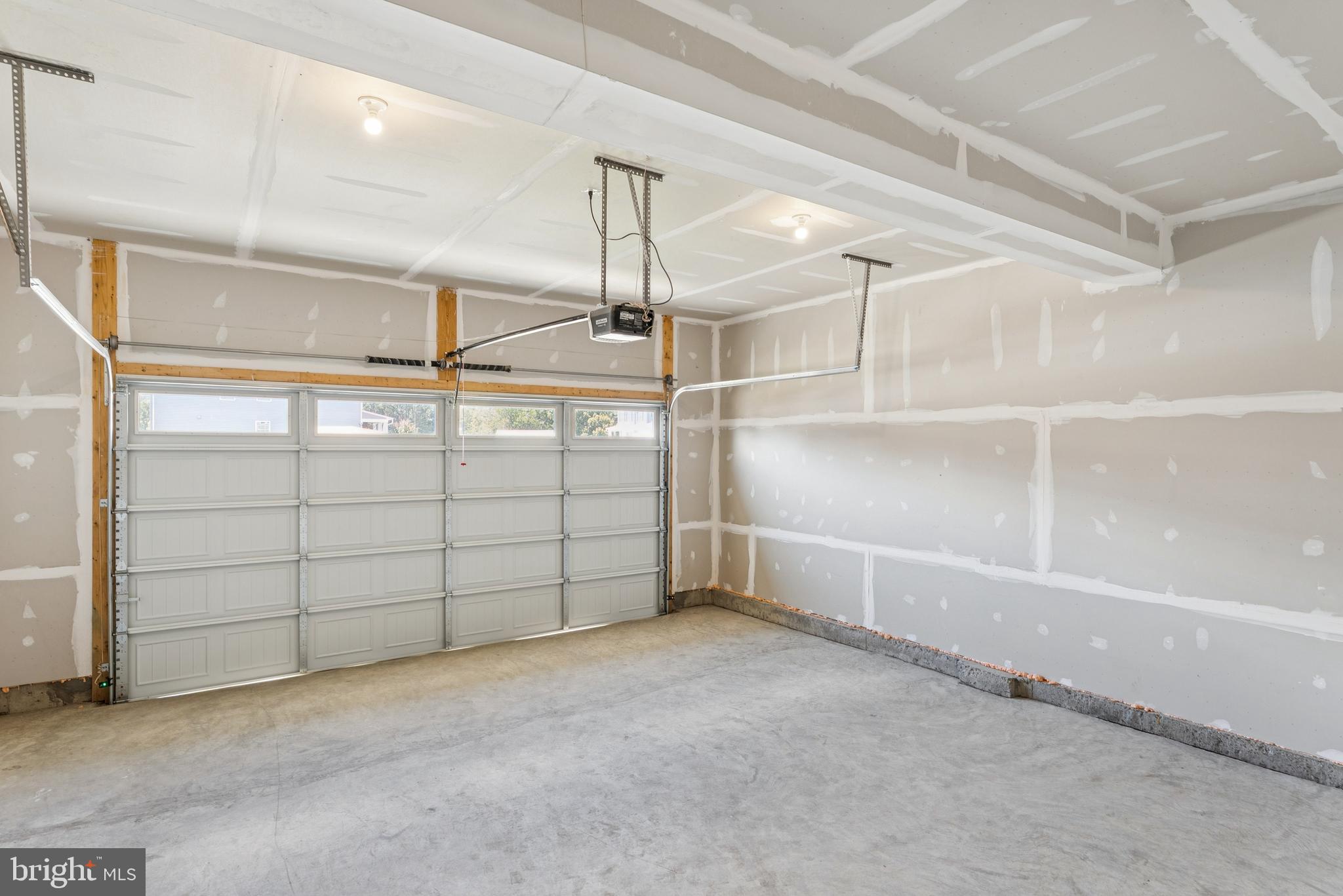 SUNSTONE PRESERVE - Residential