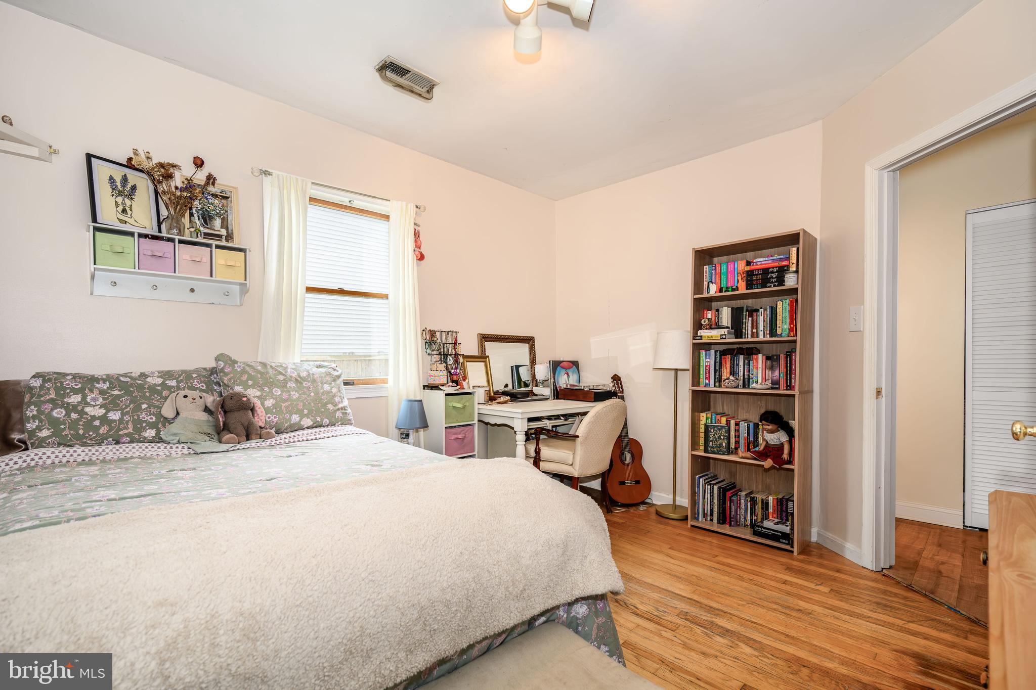 ROMANCOKE ON THE BAY - Residential