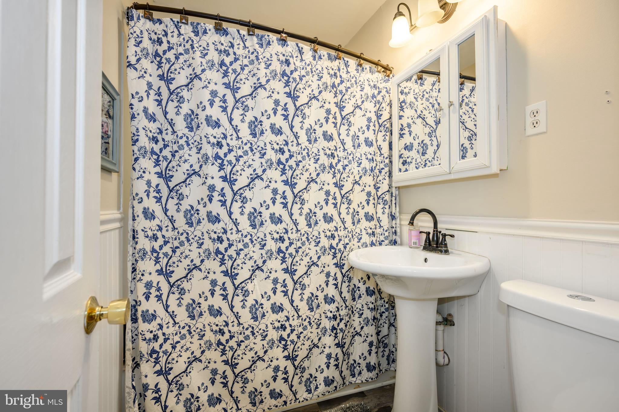 ROMANCOKE ON THE BAY - Residential