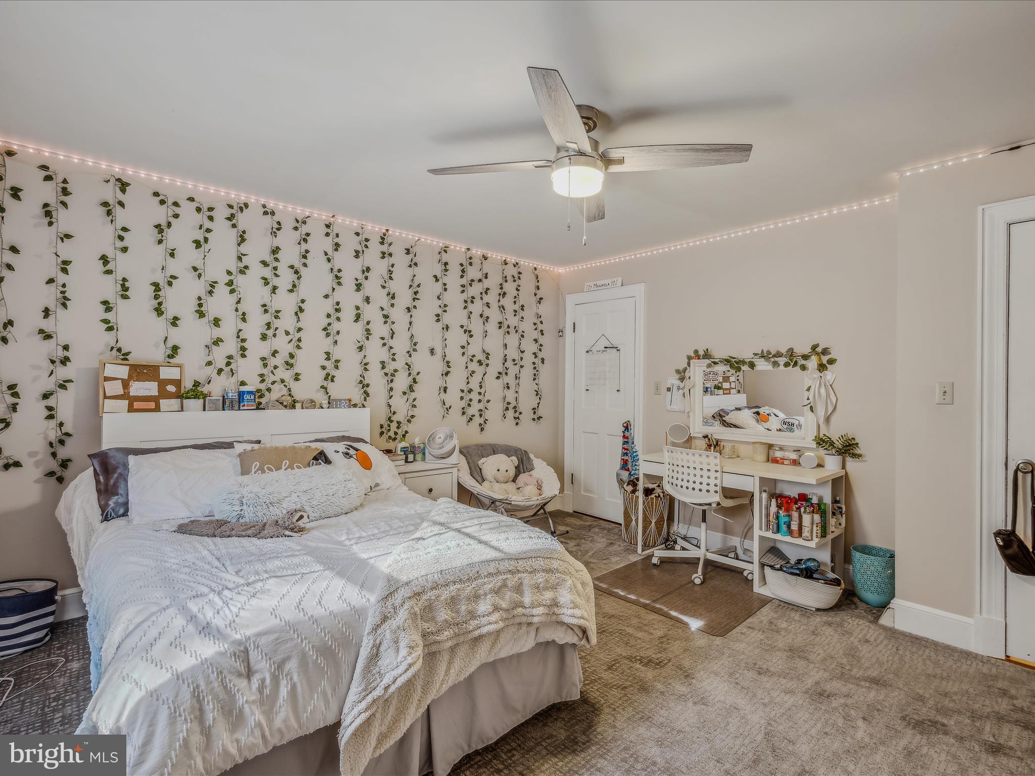 SHIRLEY FARMS - Residential