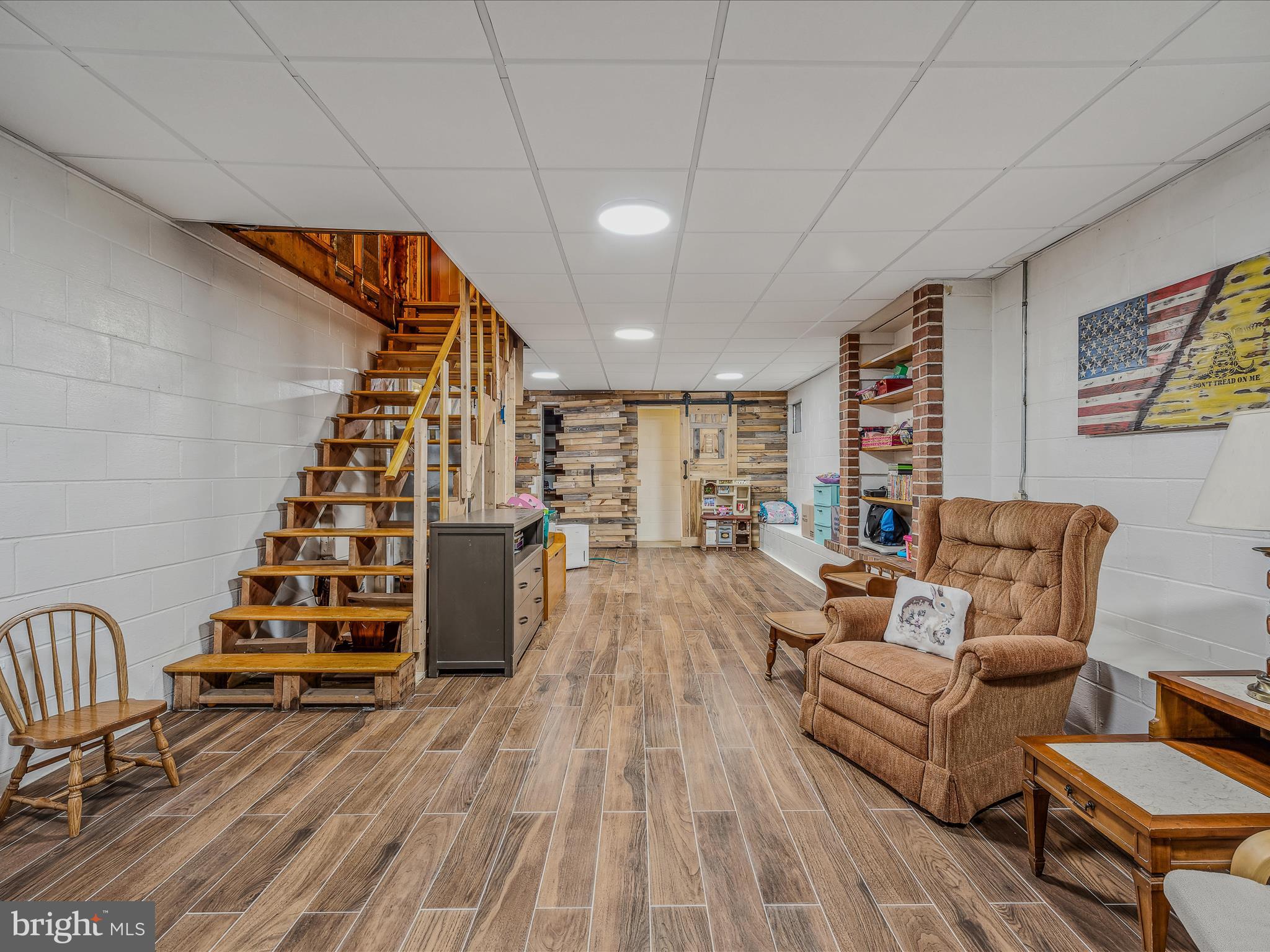 SHIRLEY FARMS - Residential