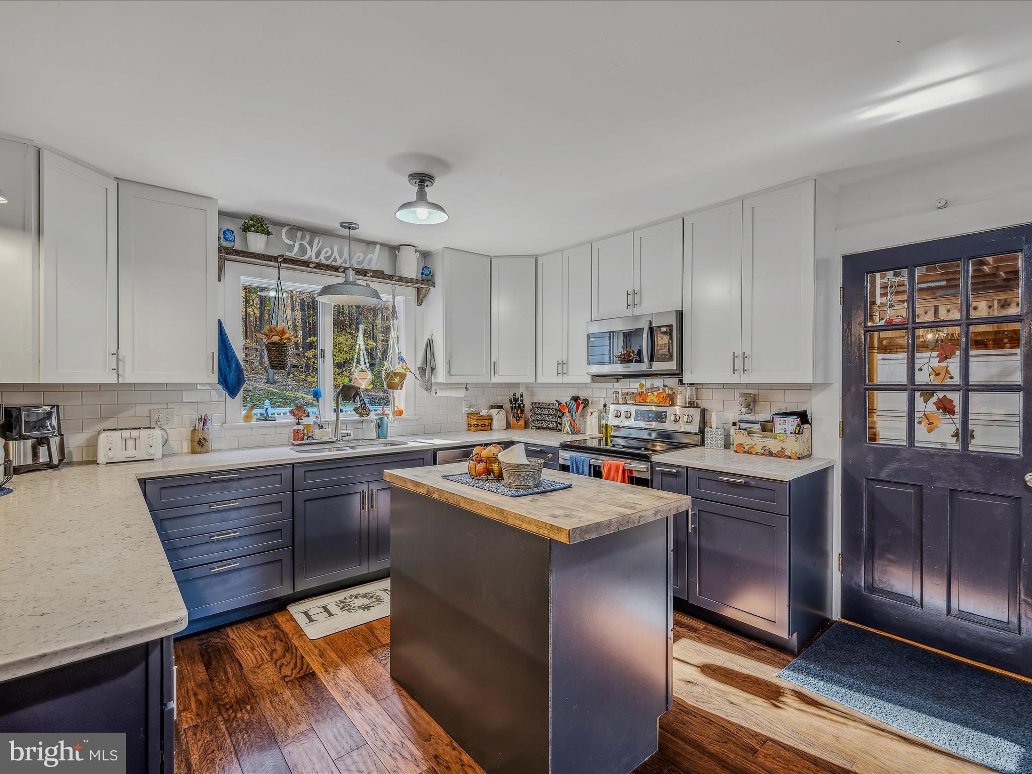 SHIRLEY FARMS - Residential