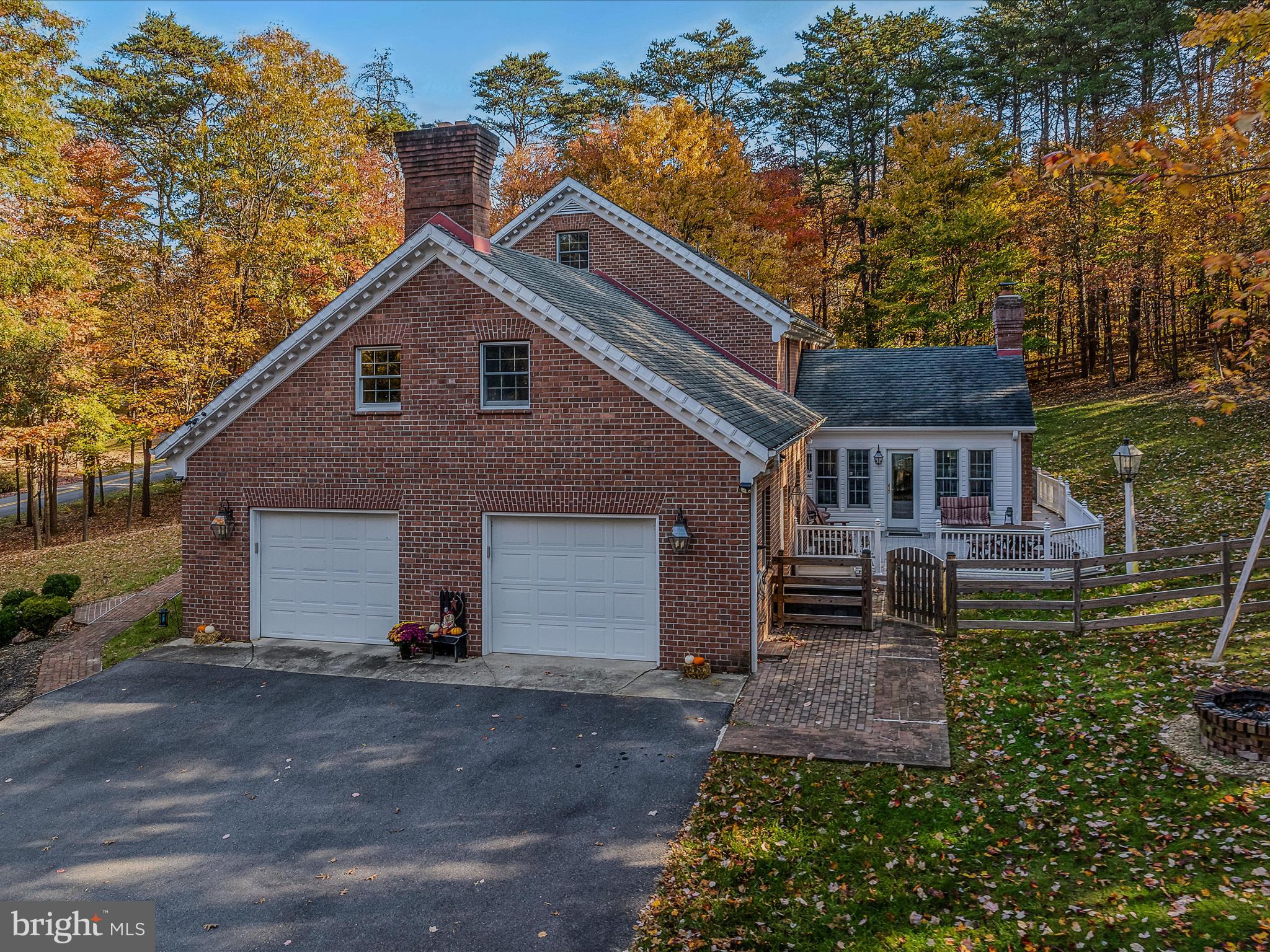 SHIRLEY FARMS - Residential