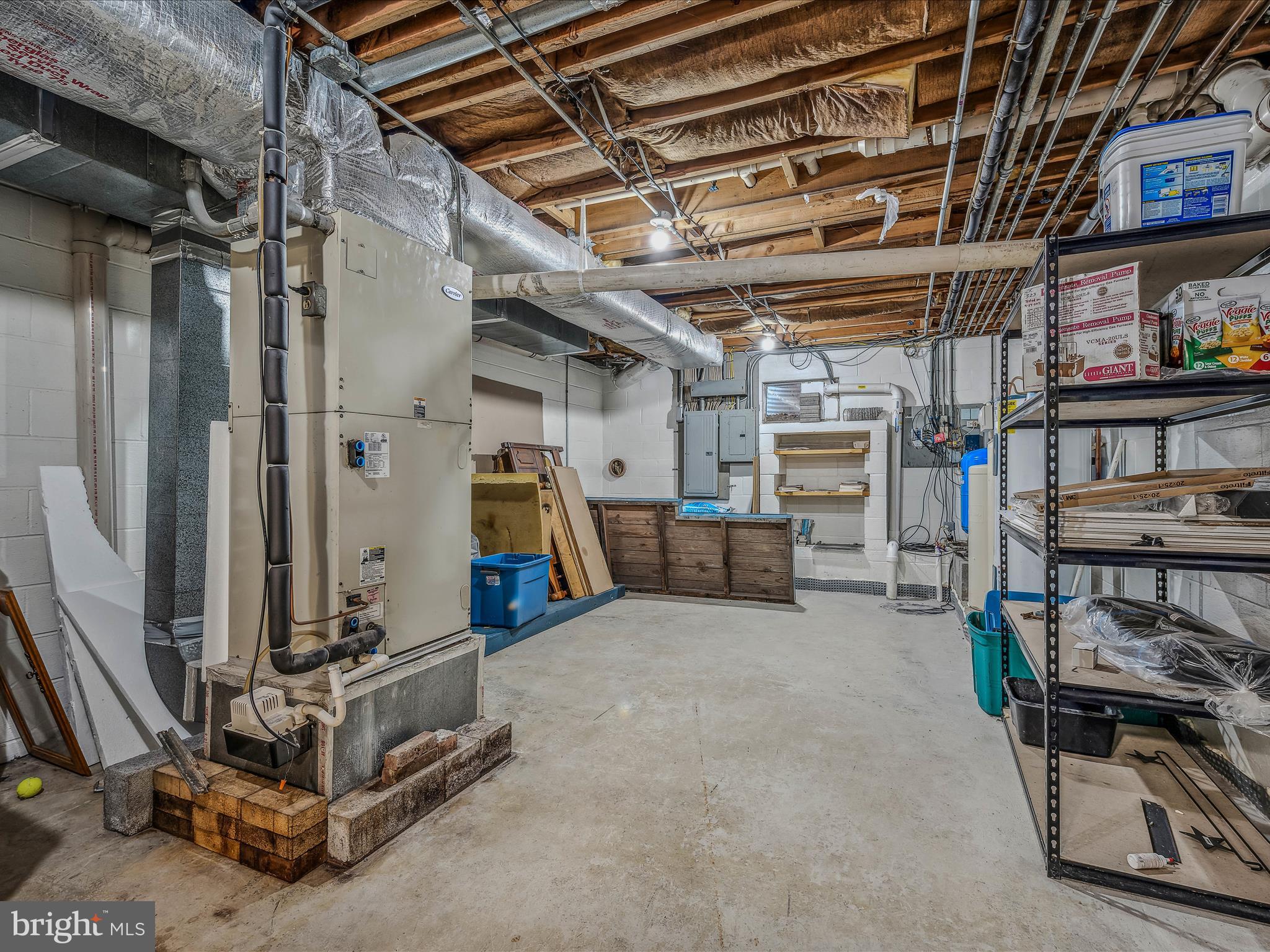 SHIRLEY FARMS - Residential