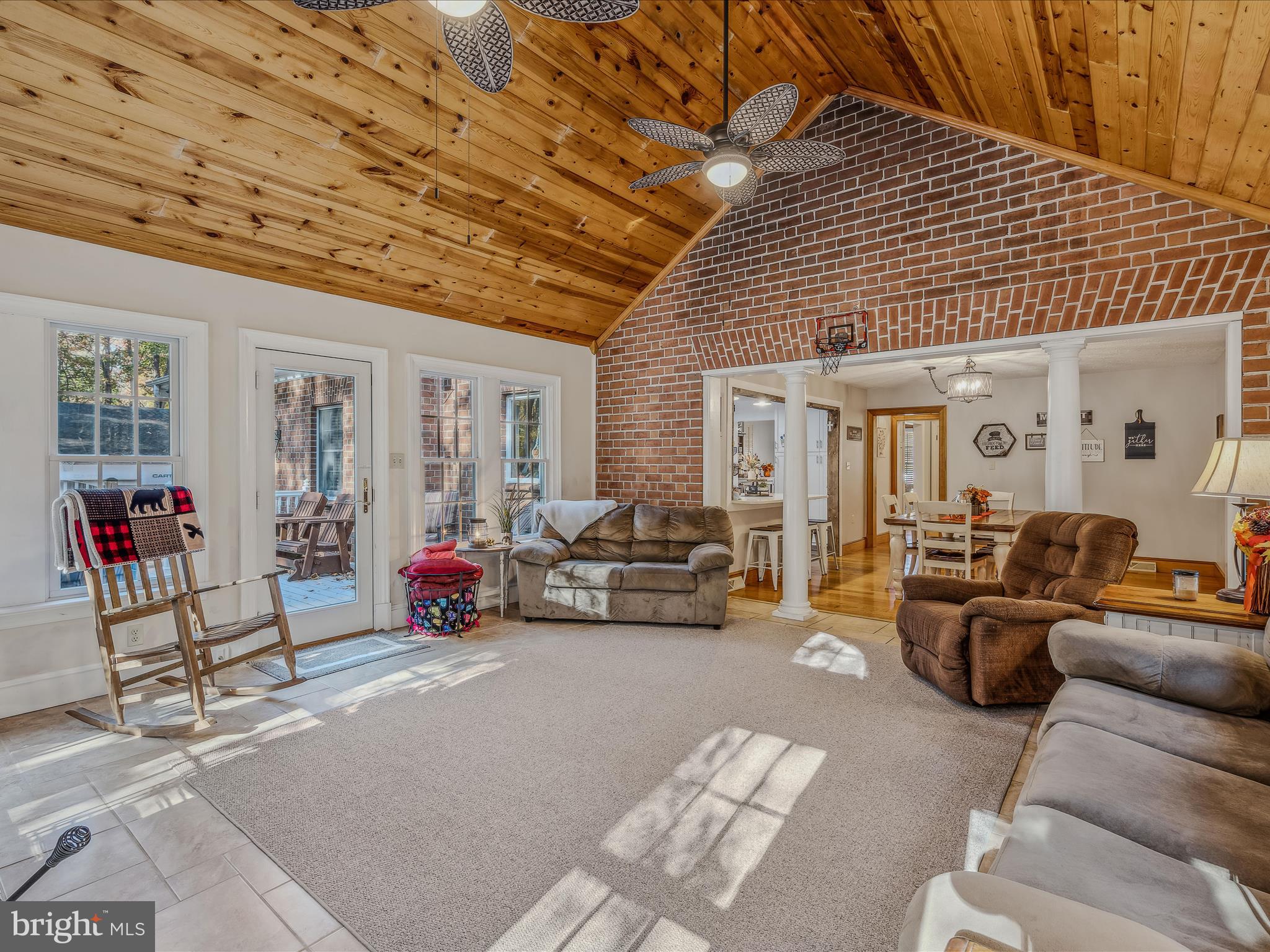 SHIRLEY FARMS - Residential