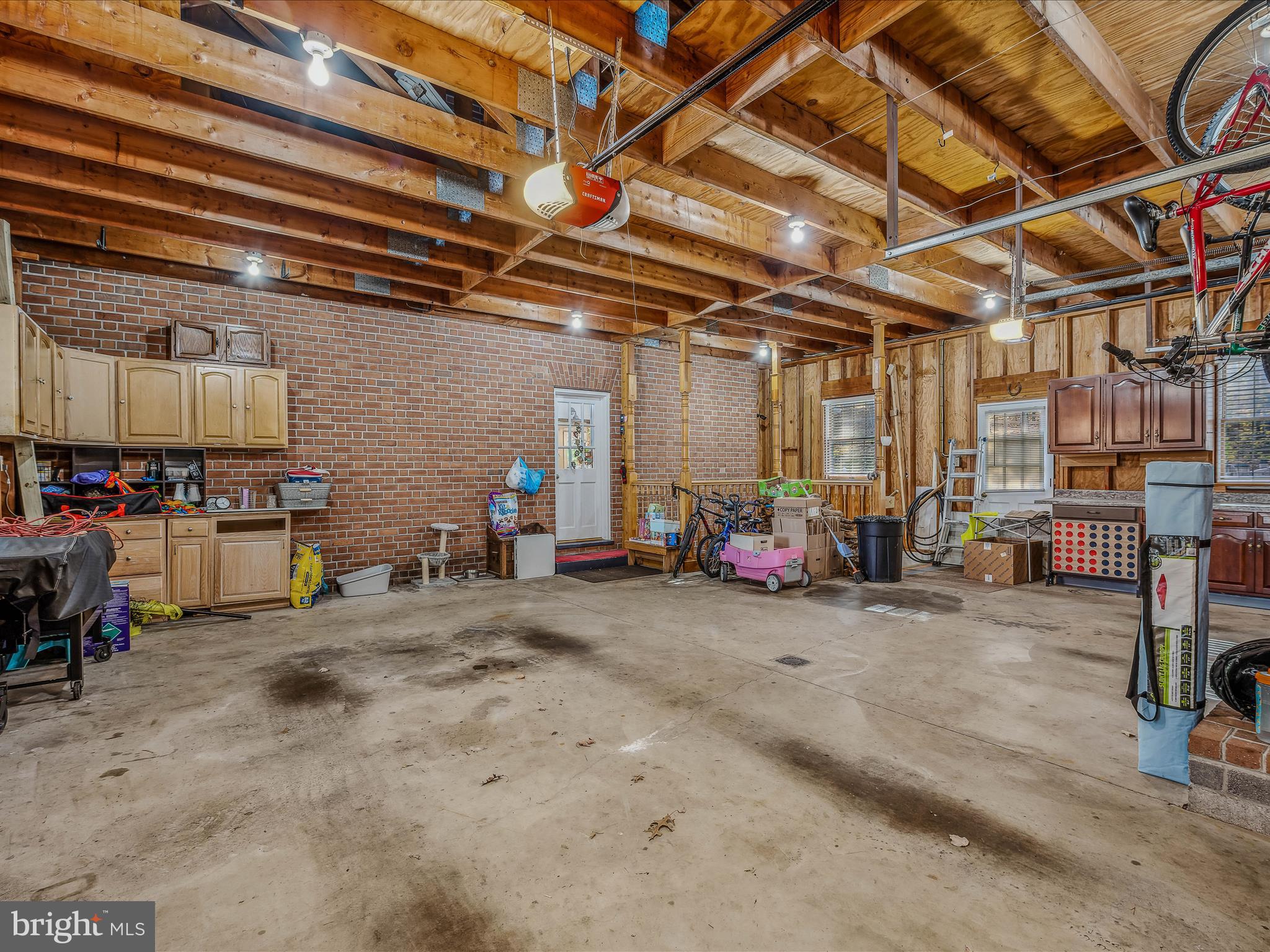 SHIRLEY FARMS - Residential