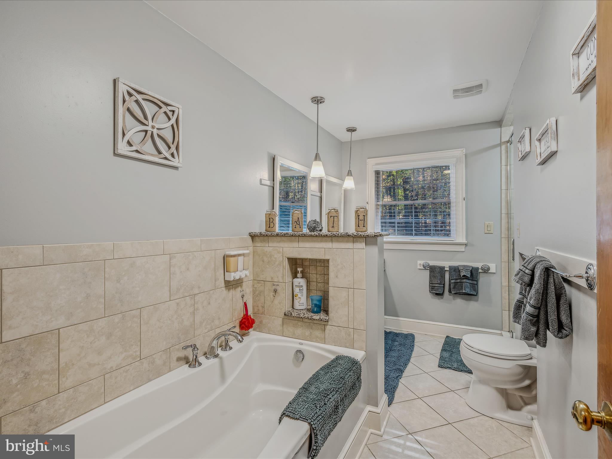 SHIRLEY FARMS - Residential