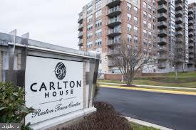 CARLTON HOUSE - Residential Lease