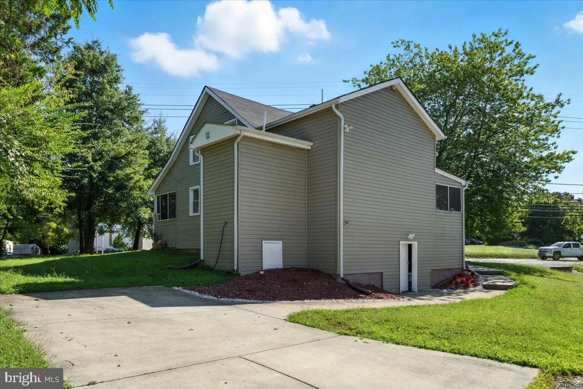 Fort Washington, Maryland 20744, United States, 4 Bedrooms Bedrooms, ,2 BathroomsBathrooms,Residential,Active,254993