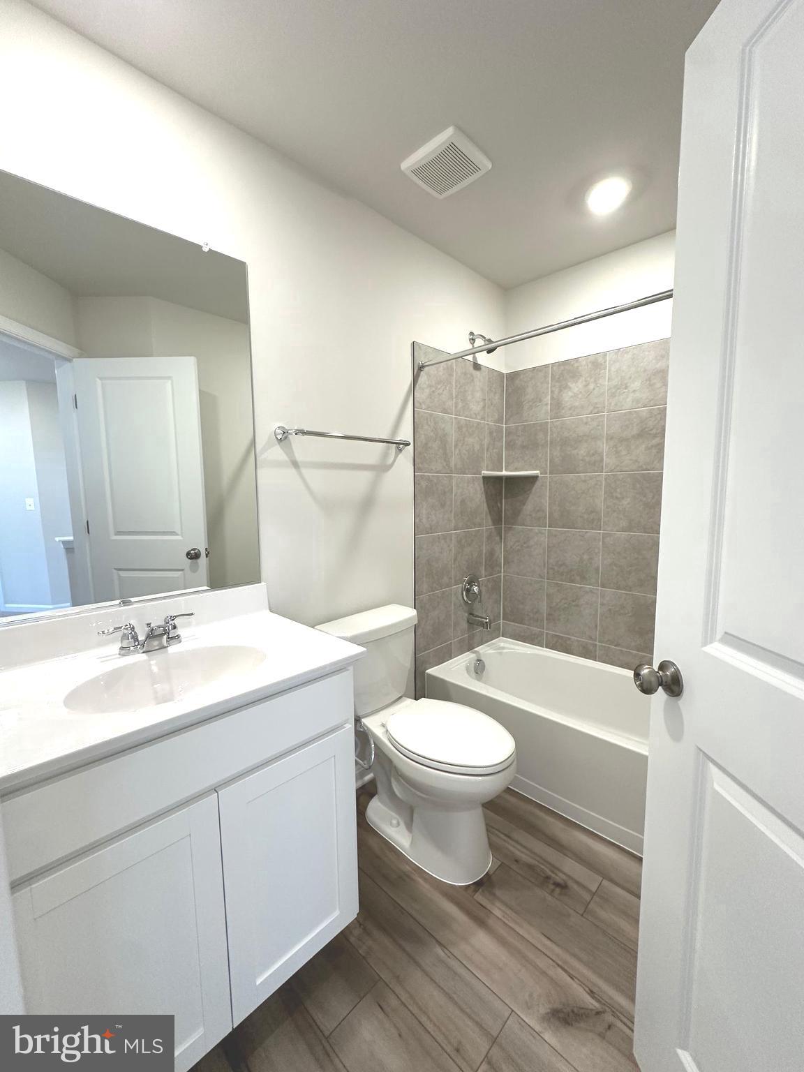 NORBORNE GLEBE - Residential Lease