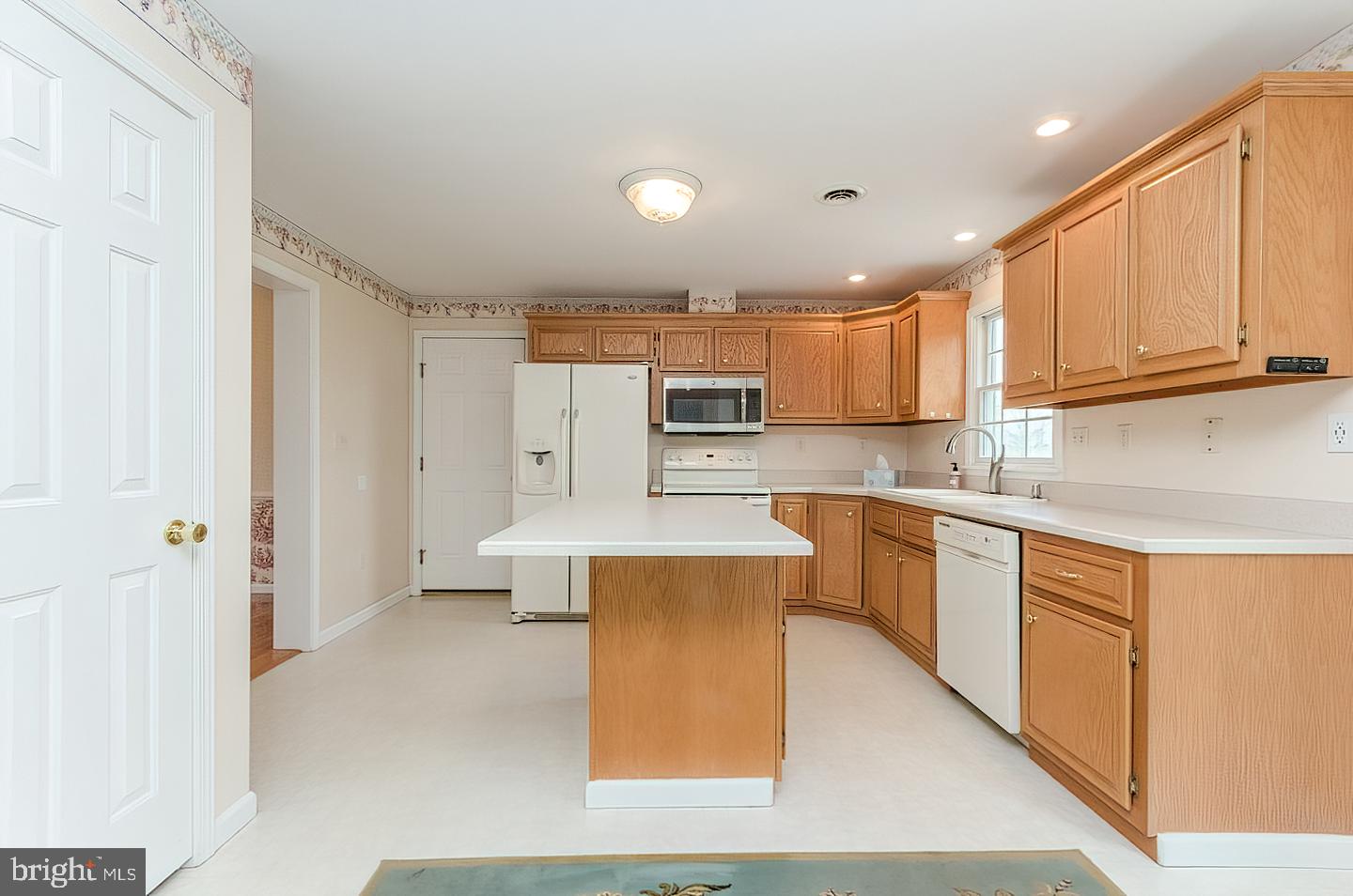 SWAN POND - Residential