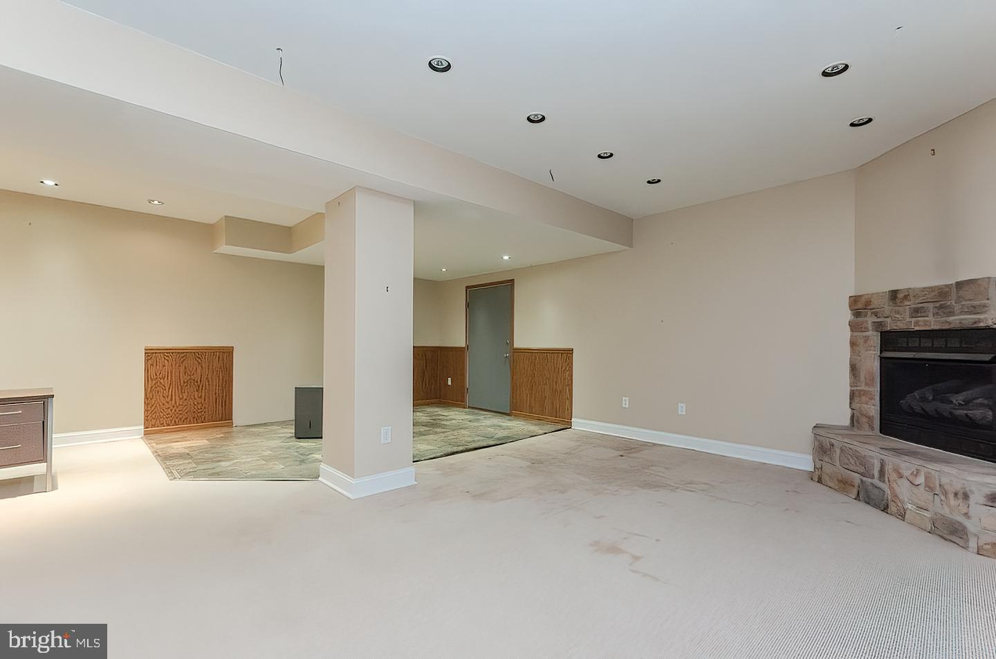 SWAN POND - Residential