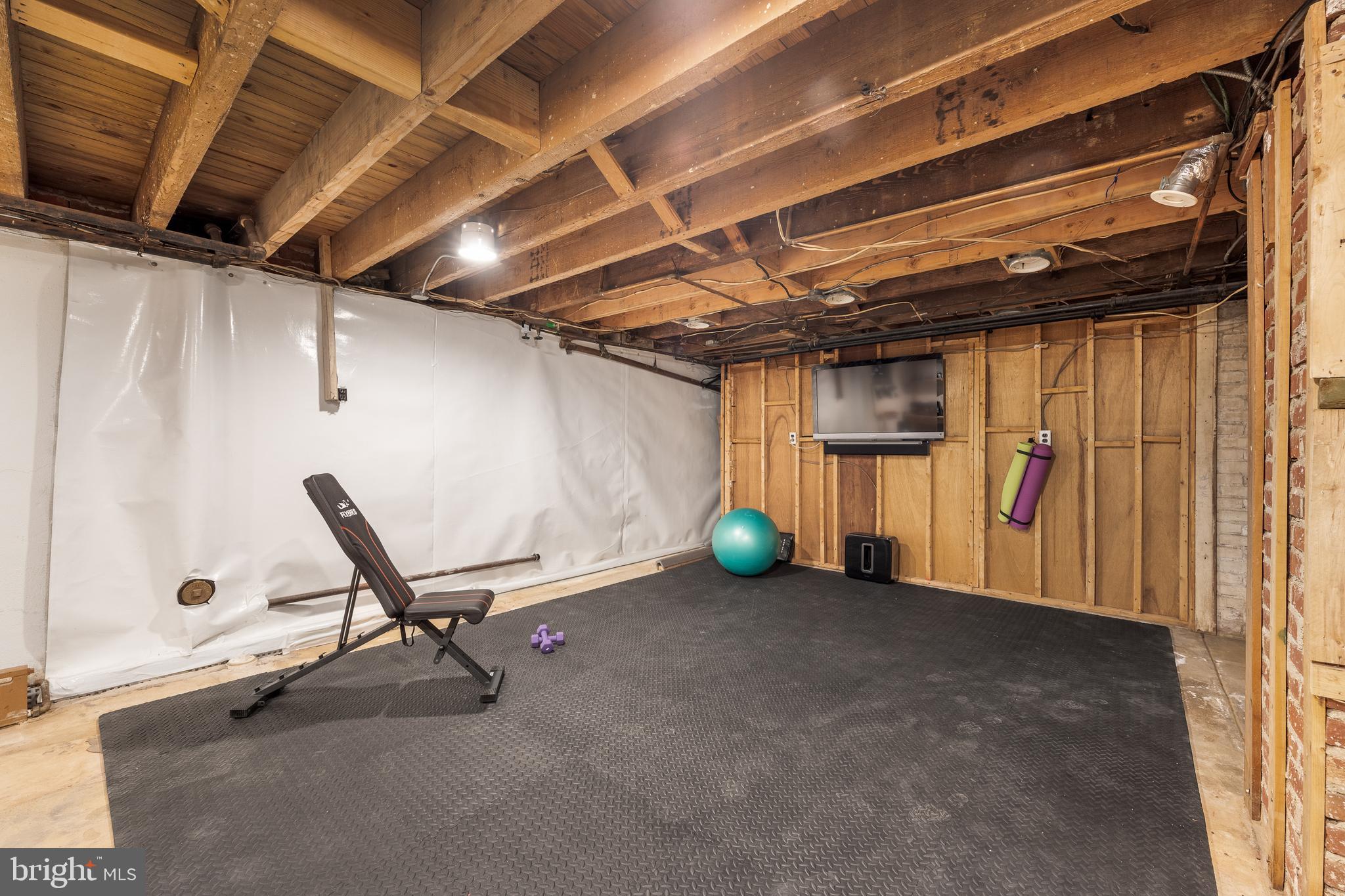 COLLEGE PARK - Residential