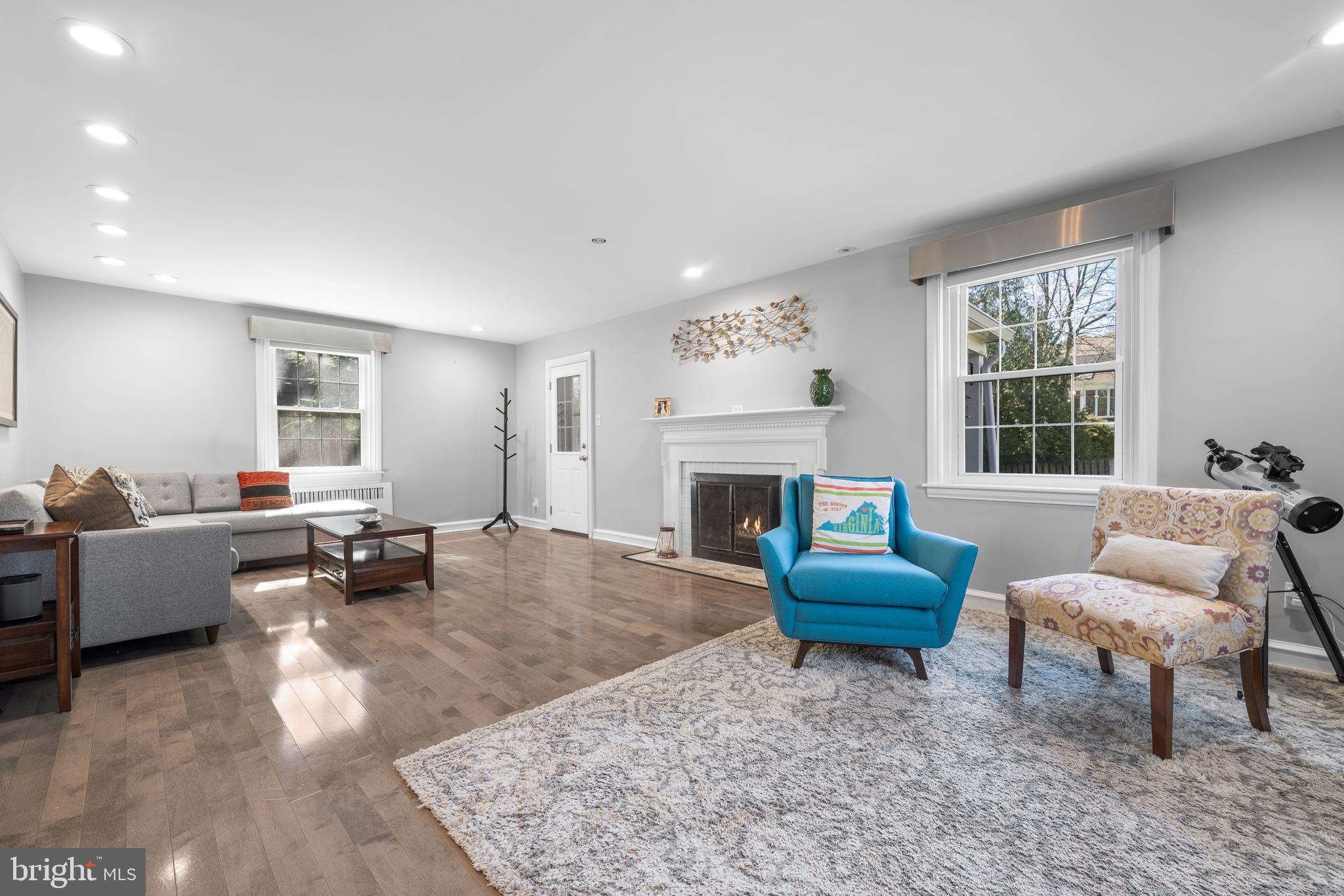 COLLEGE PARK - Residential